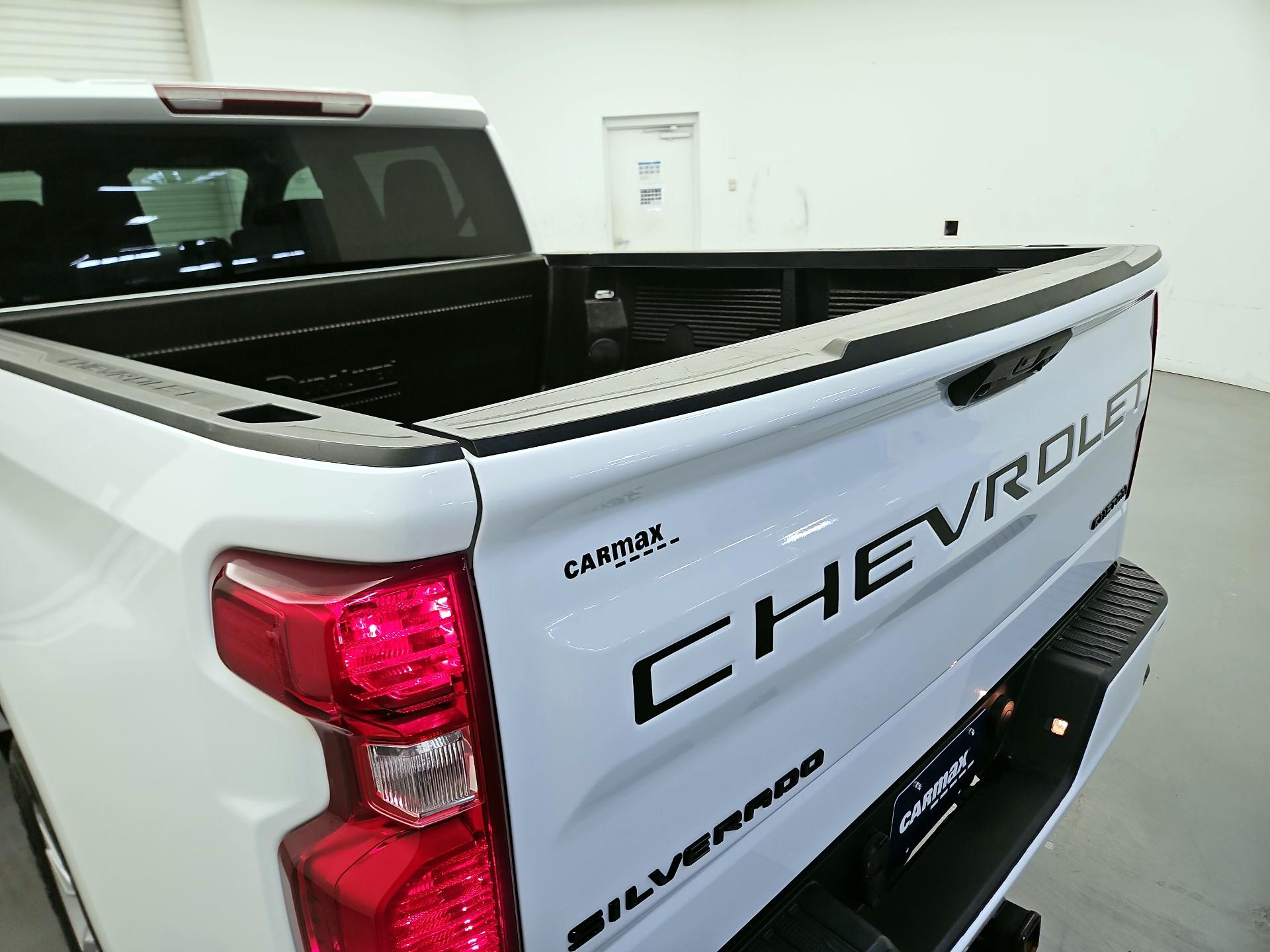 Thumbnail: 2024 Chevrolet Silverado 1500 - 19