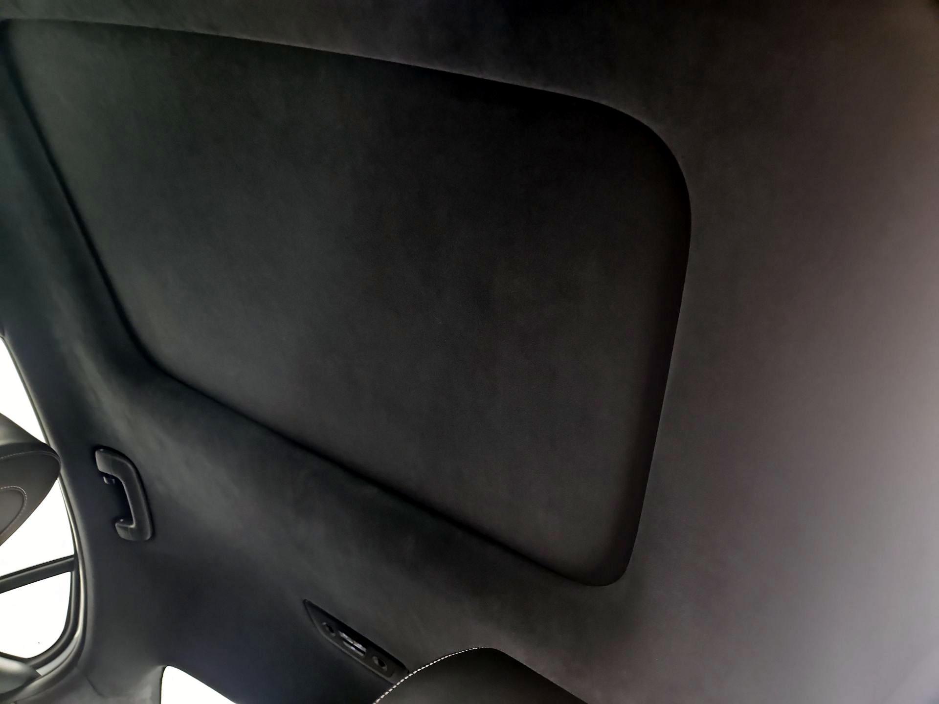 Thumbnail: 2020 Genesis G70 - 20