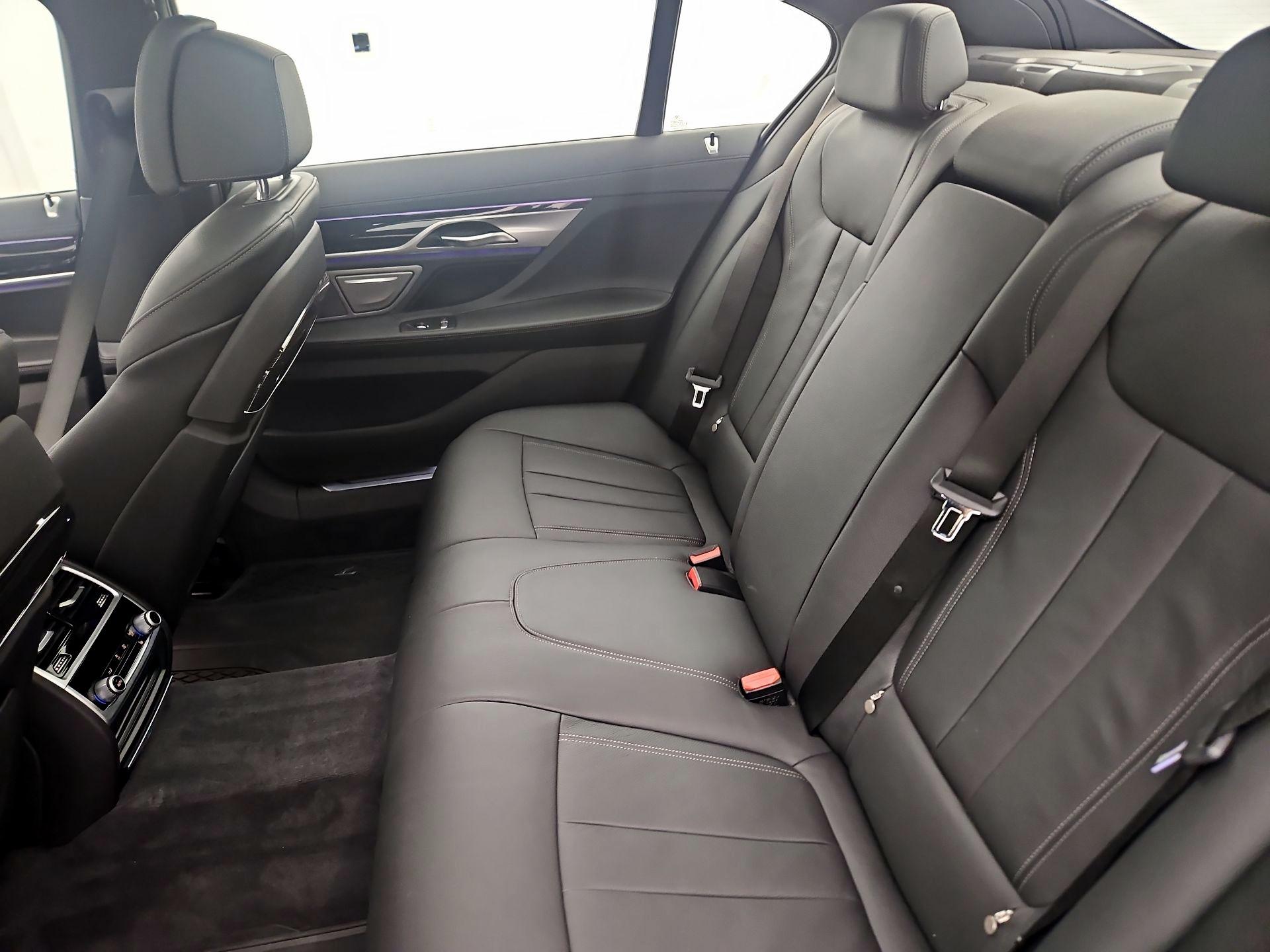 Thumbnail: 2020 BMW 7 Series - 19