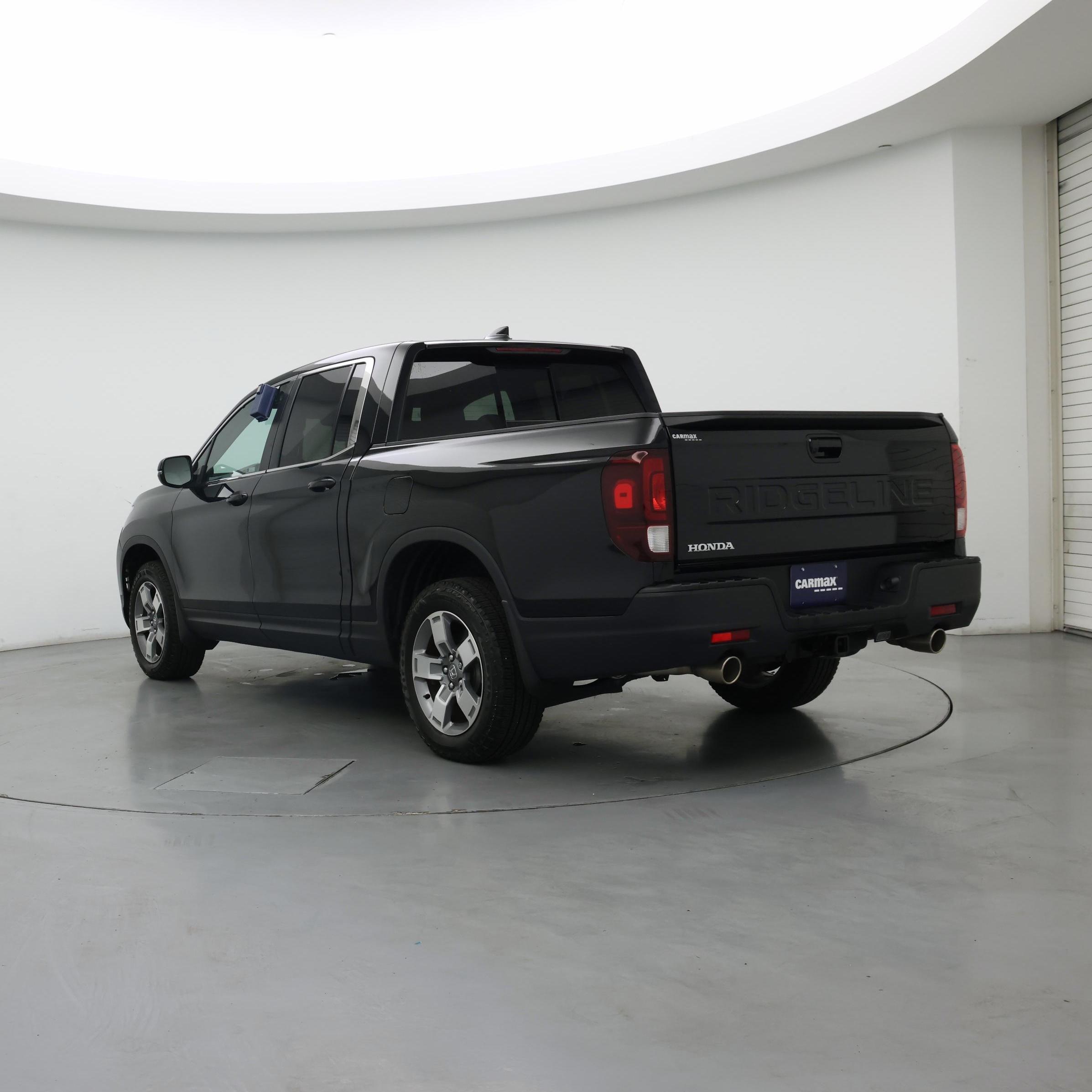 Thumbnail: 2025 Honda Ridgeline - 2
