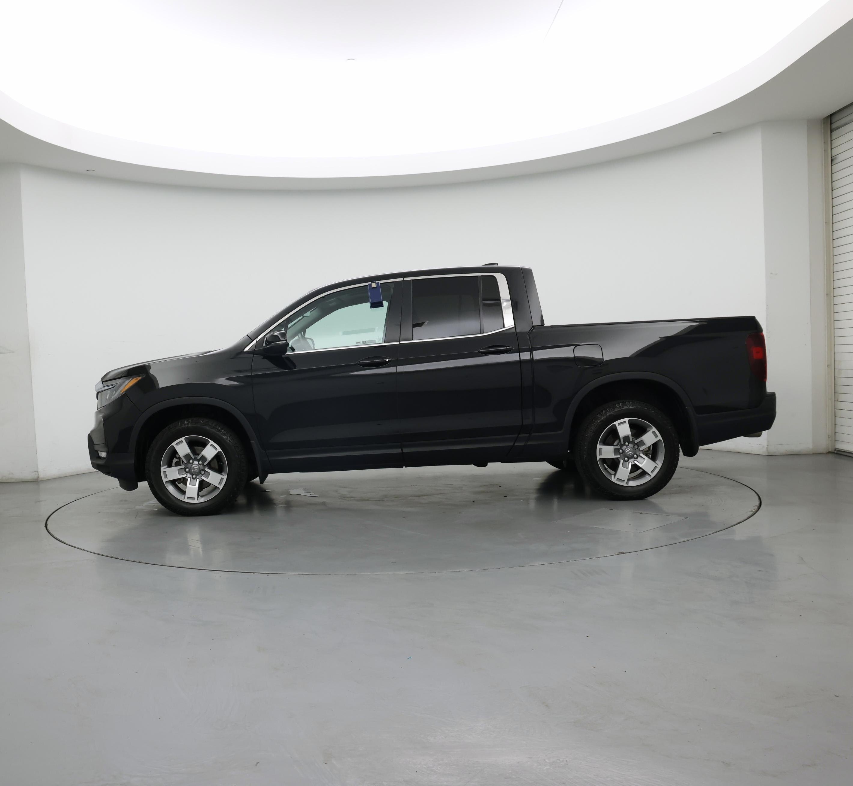 Thumbnail: 2025 Honda Ridgeline - 3