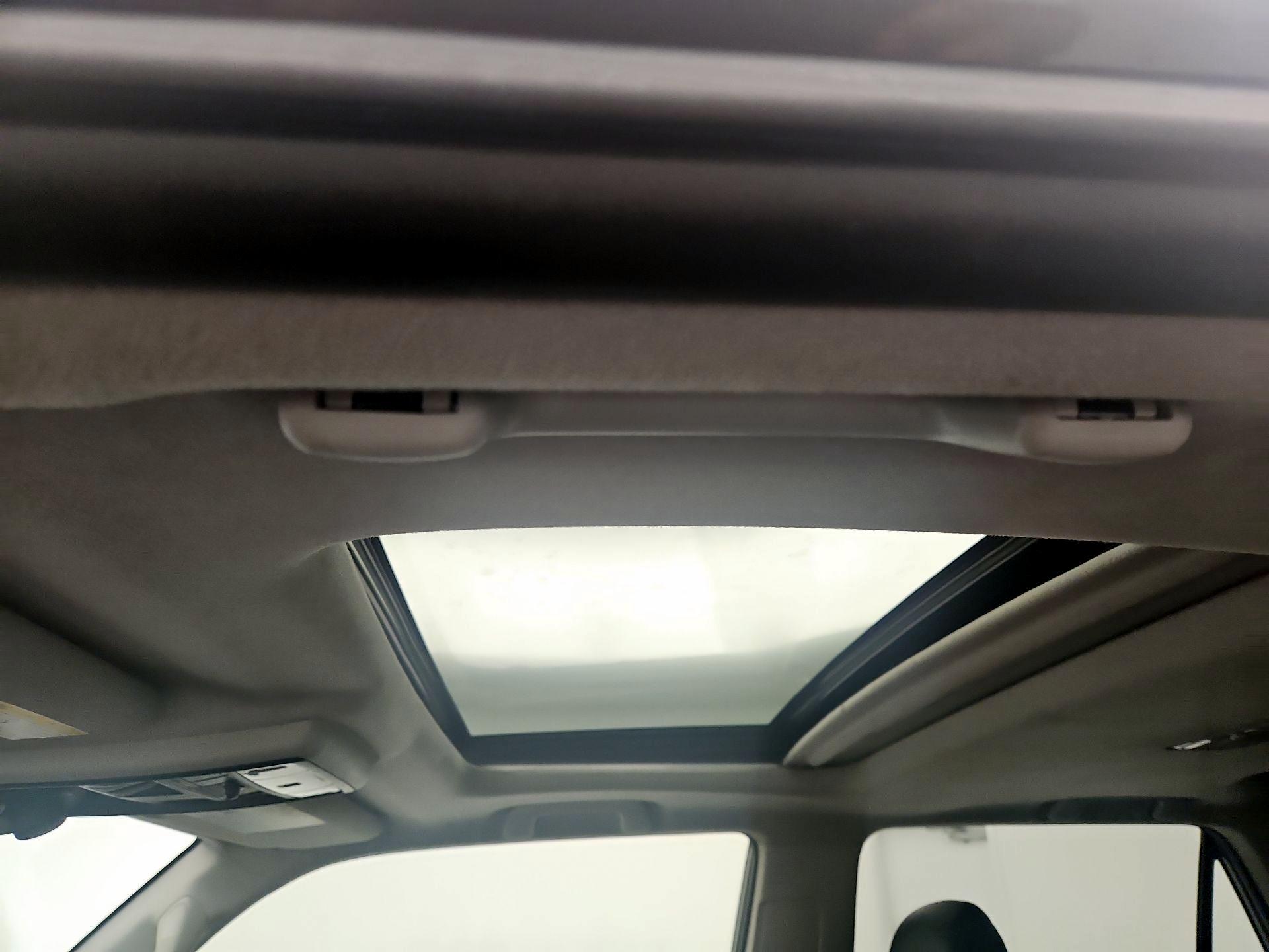 Thumbnail: 2019 Toyota 4Runner - 19