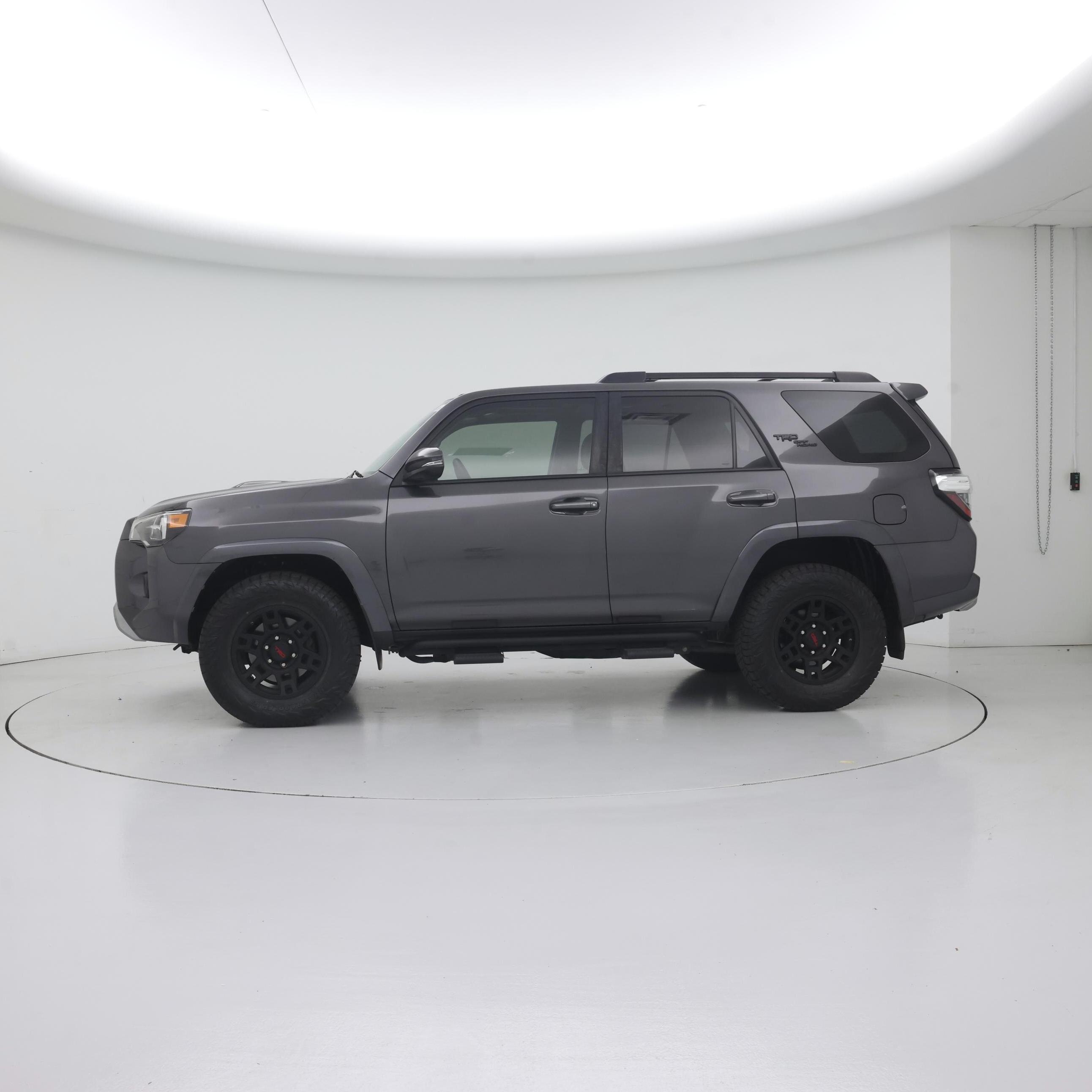 Thumbnail: 2019 Toyota 4Runner - 3