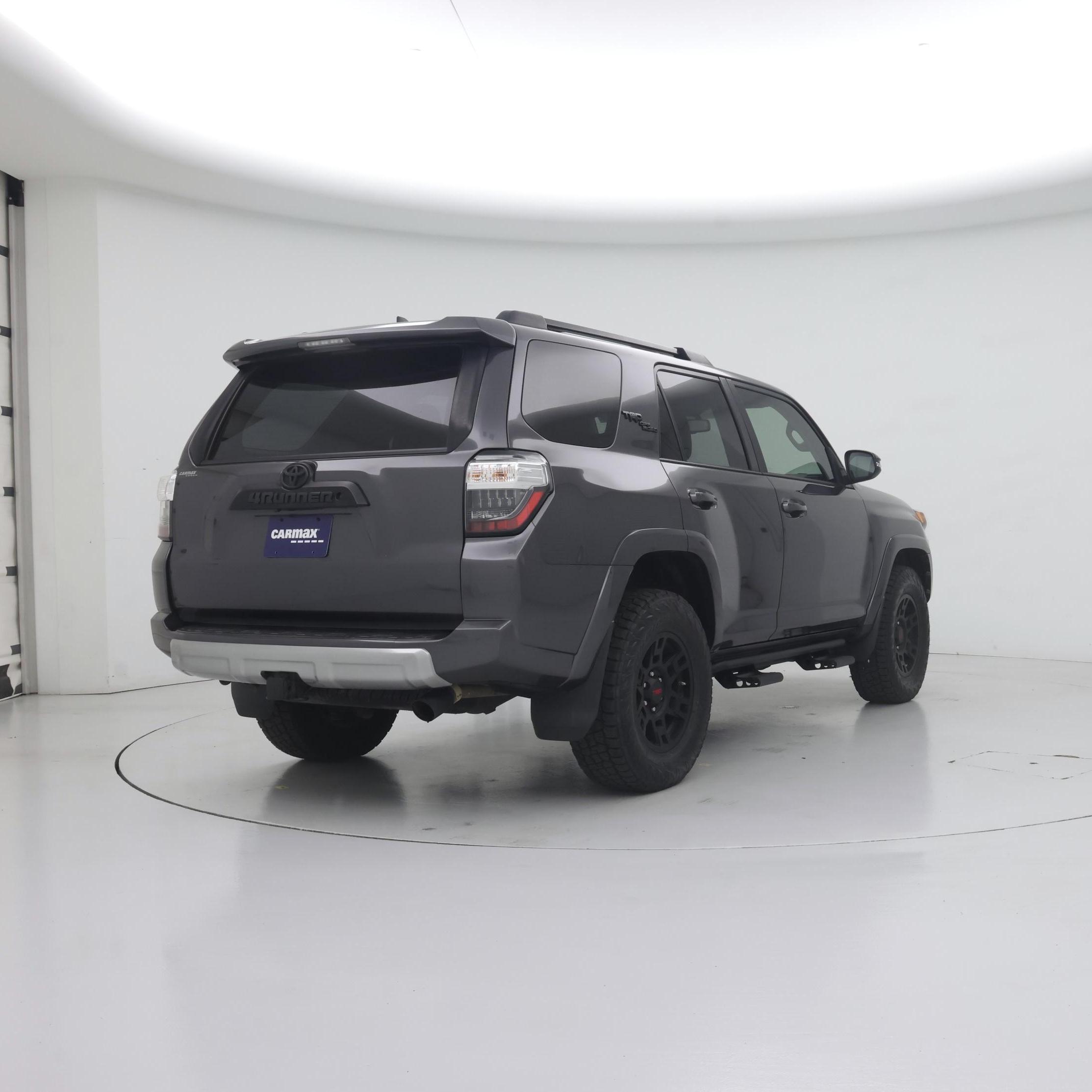Thumbnail: 2019 Toyota 4Runner - 8