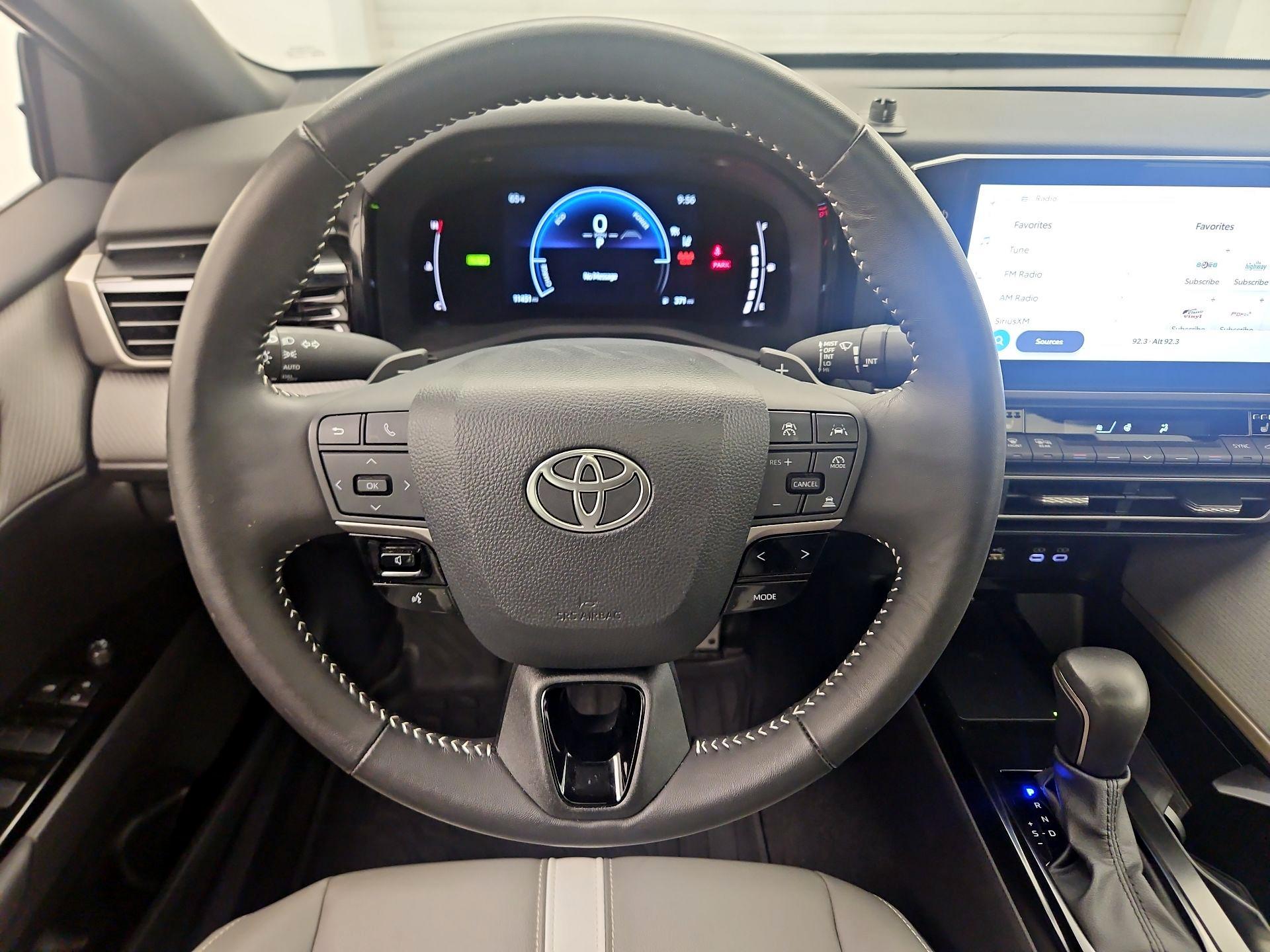 Thumbnail: 2025 Toyota Camry - 10