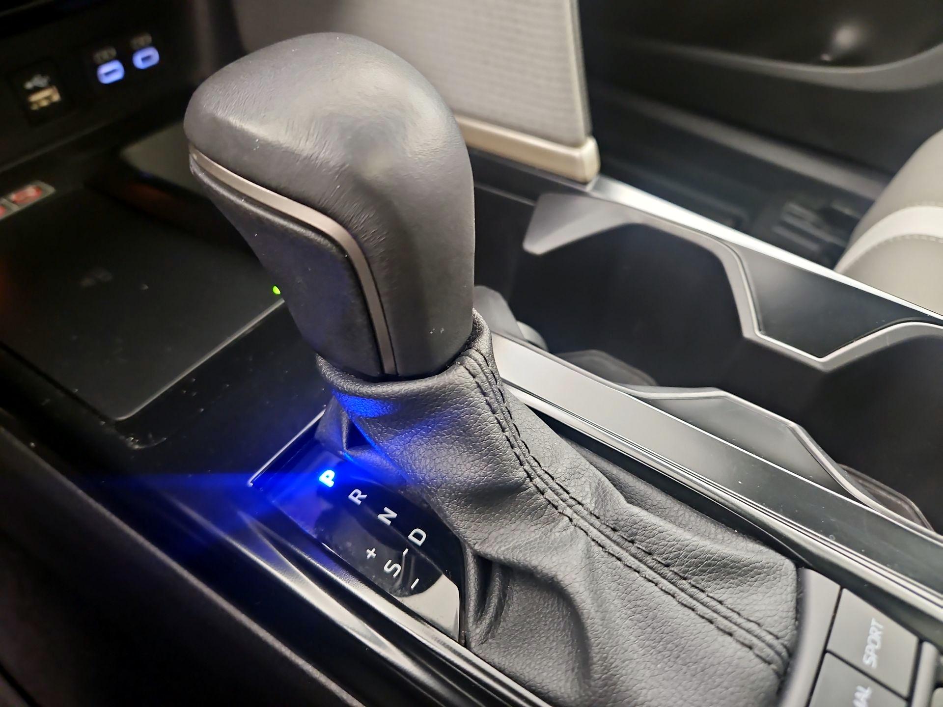 Thumbnail: 2025 Toyota Camry - 17