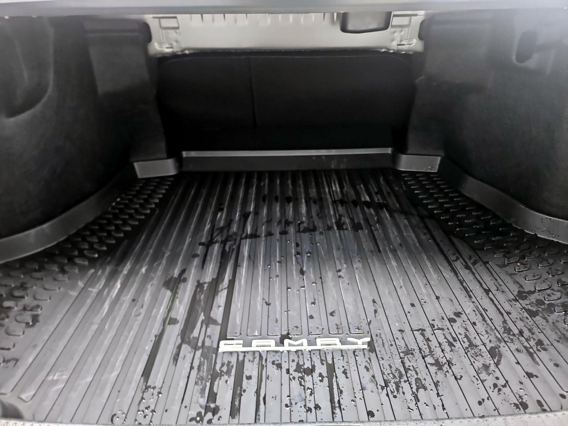 Thumbnail: 2025 Toyota Camry - 20