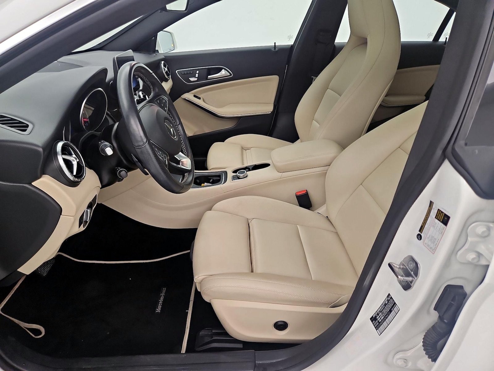 Power Seat(s) & Leather Seats