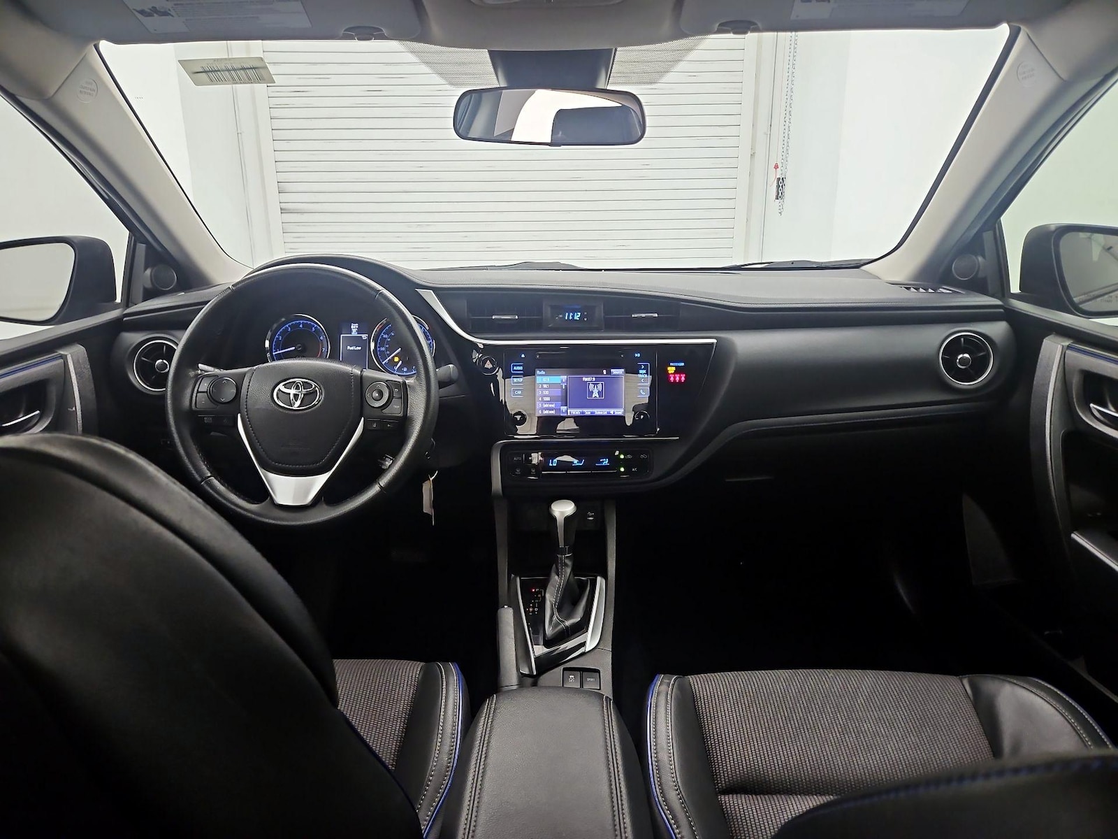 2019 Toyota Corolla SE - Photo 10