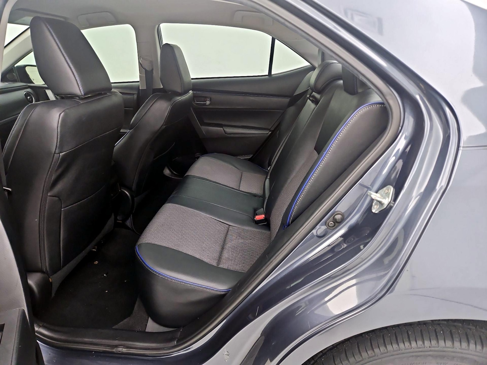 2019 Toyota Corolla SE - Photo 20