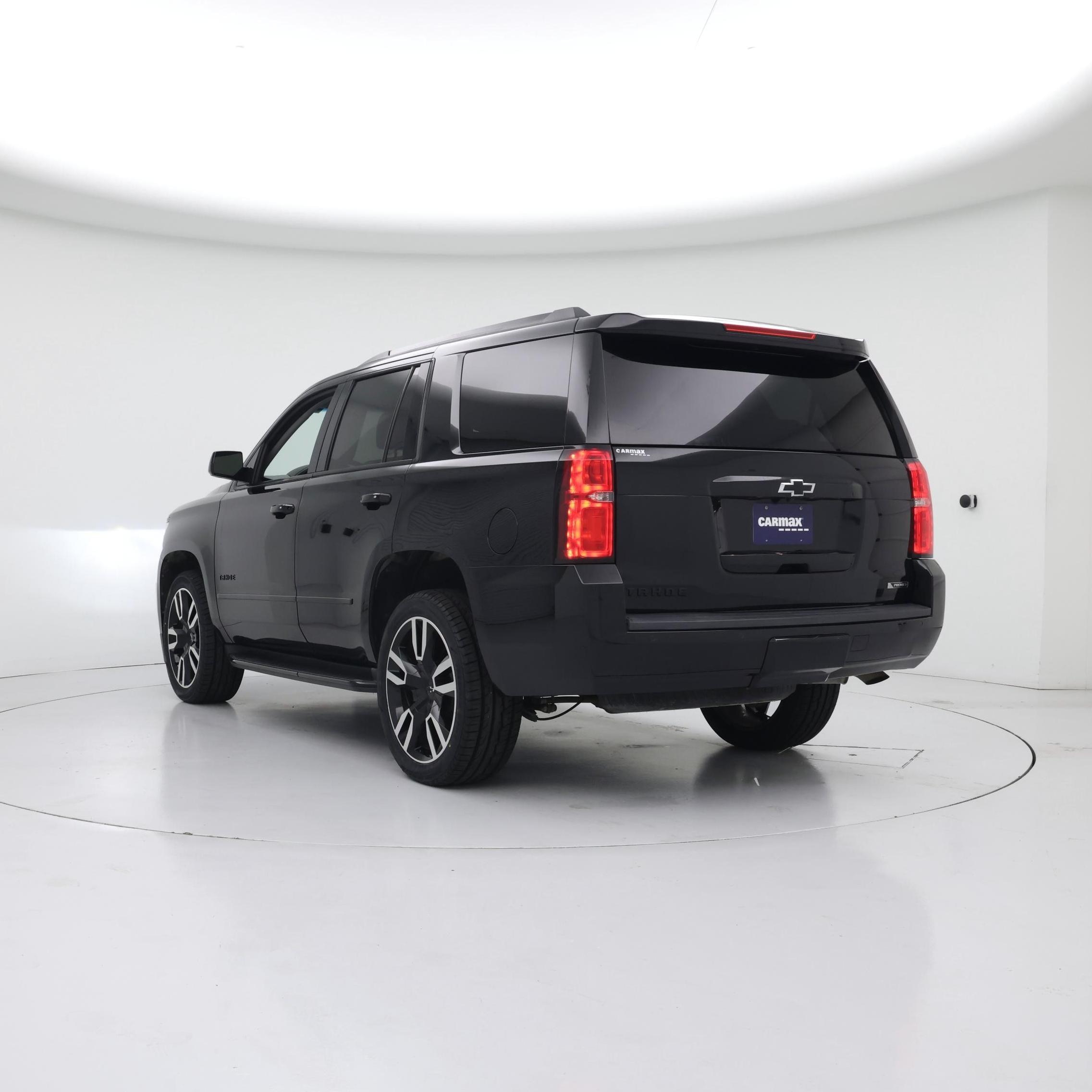 Thumbnail: 2018 Chevrolet Tahoe - 2