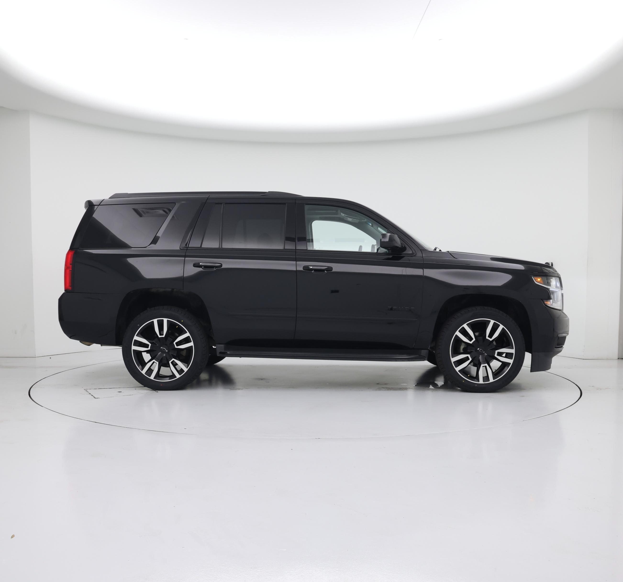 Thumbnail: 2018 Chevrolet Tahoe - 7