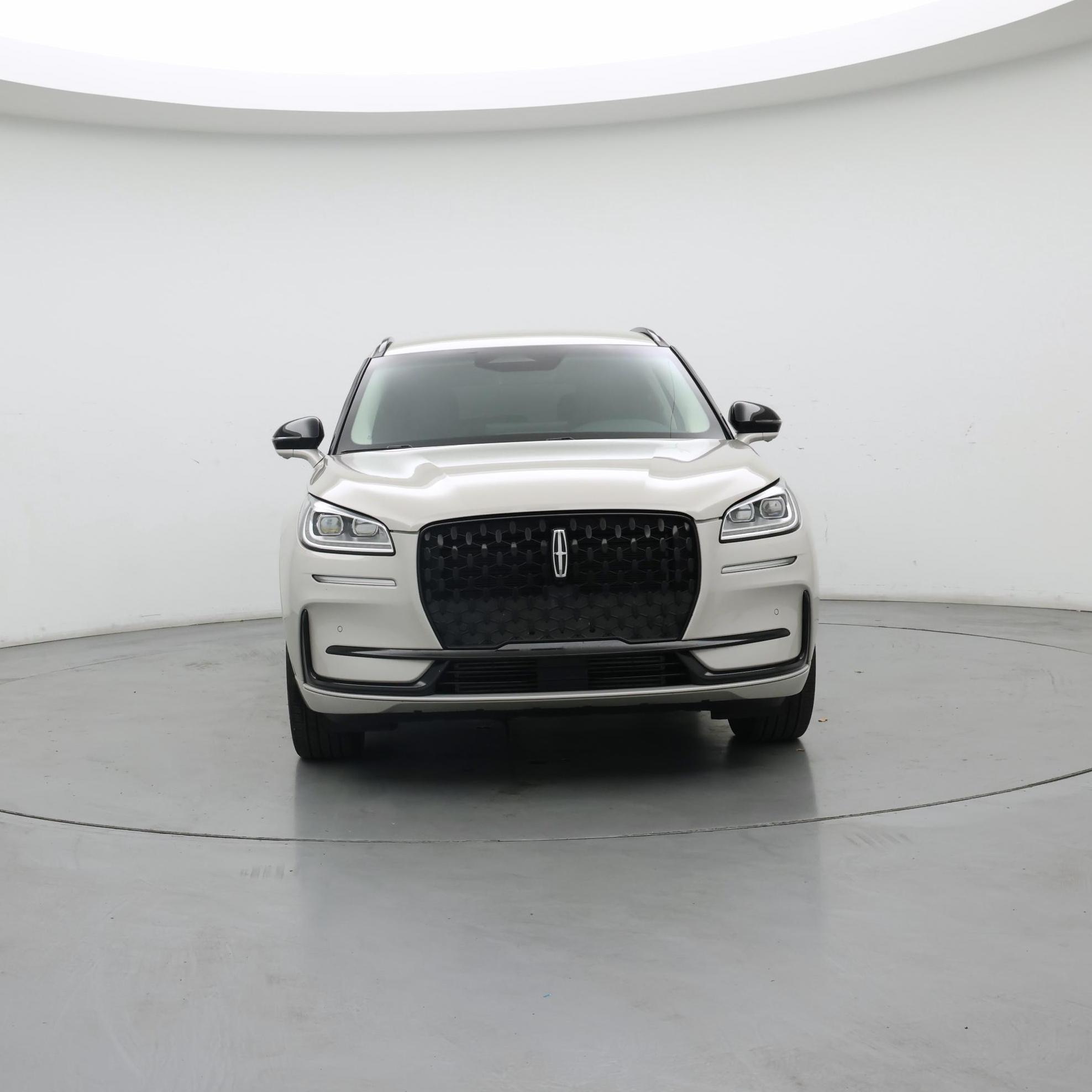 Thumbnail: 2023 Lincoln Corsair - 5