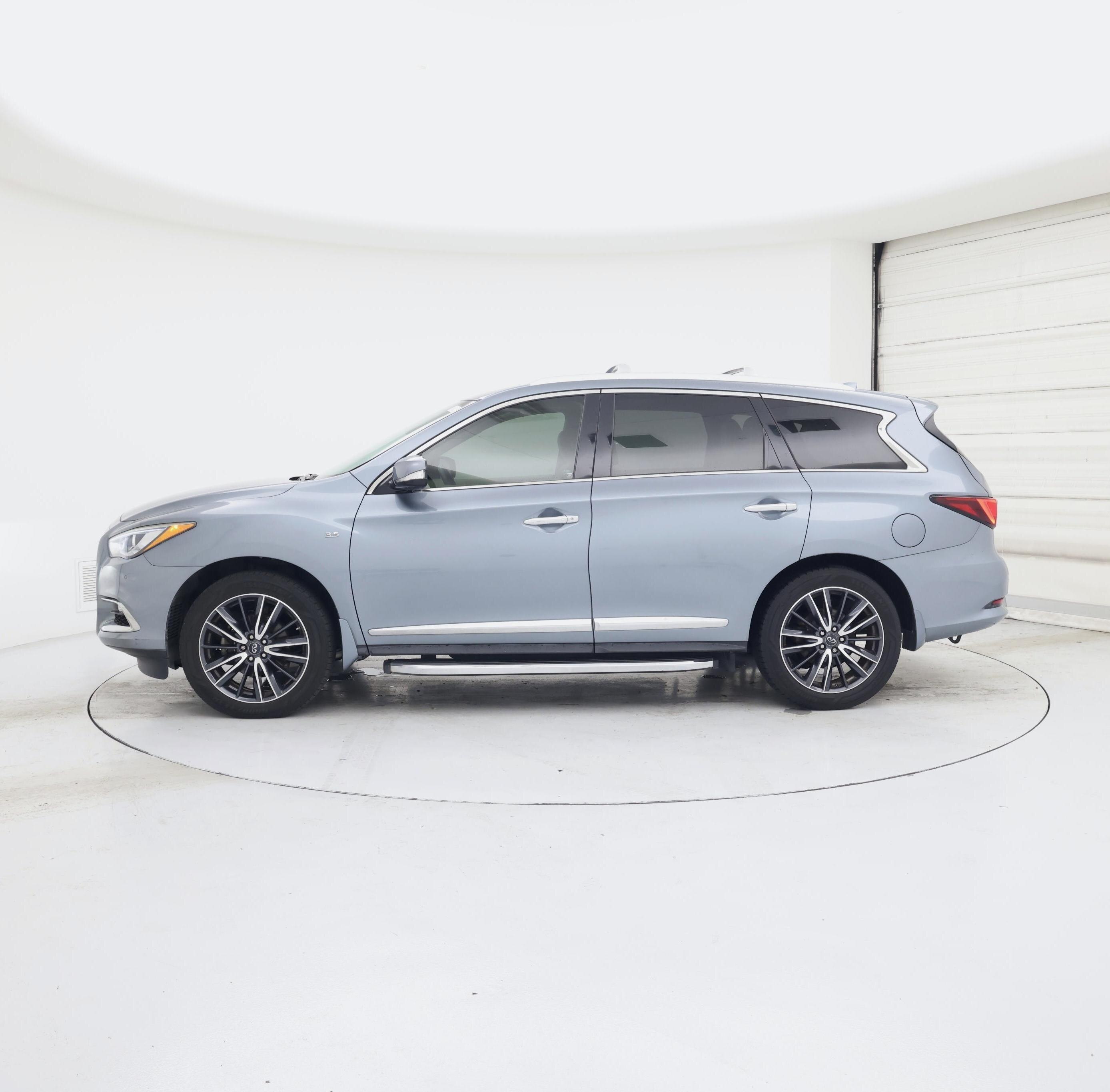 Thumbnail: 2017 INFINITI QX60 - 3