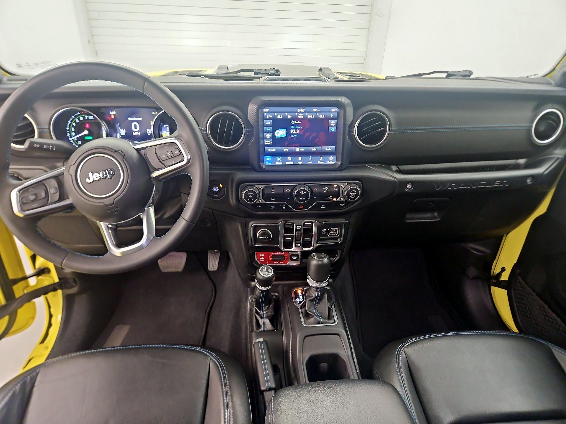 Thumbnail: 2023 Jeep Wrangler - 9