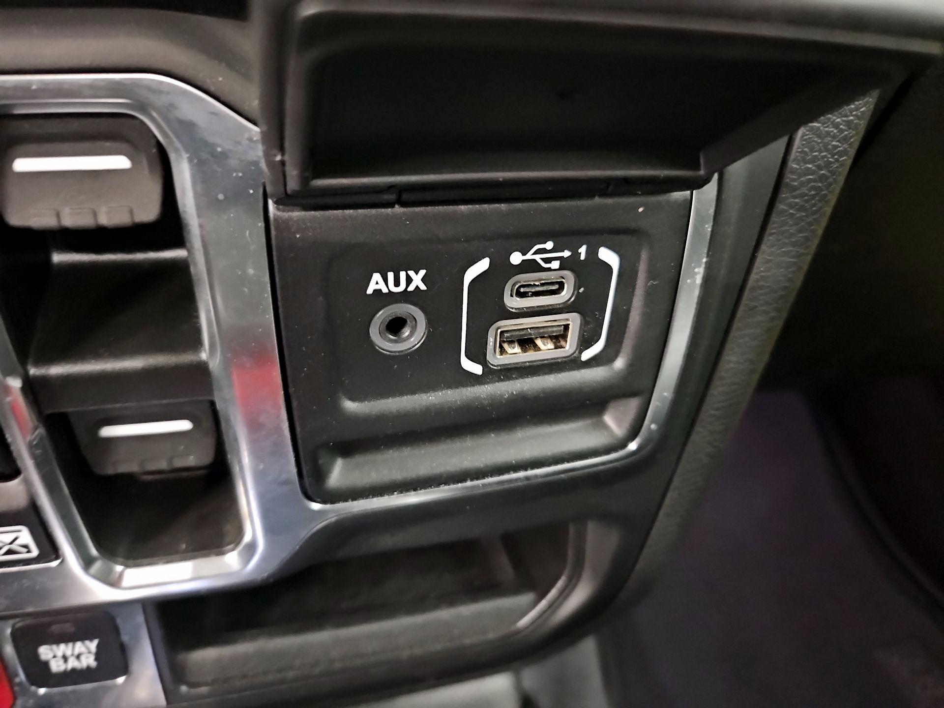 Thumbnail: 2023 Jeep Wrangler - 18