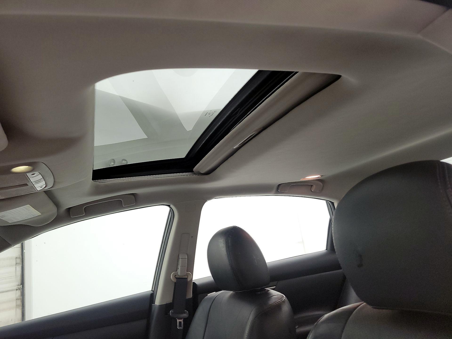 Thumbnail: 2014 Nissan Altima - 18