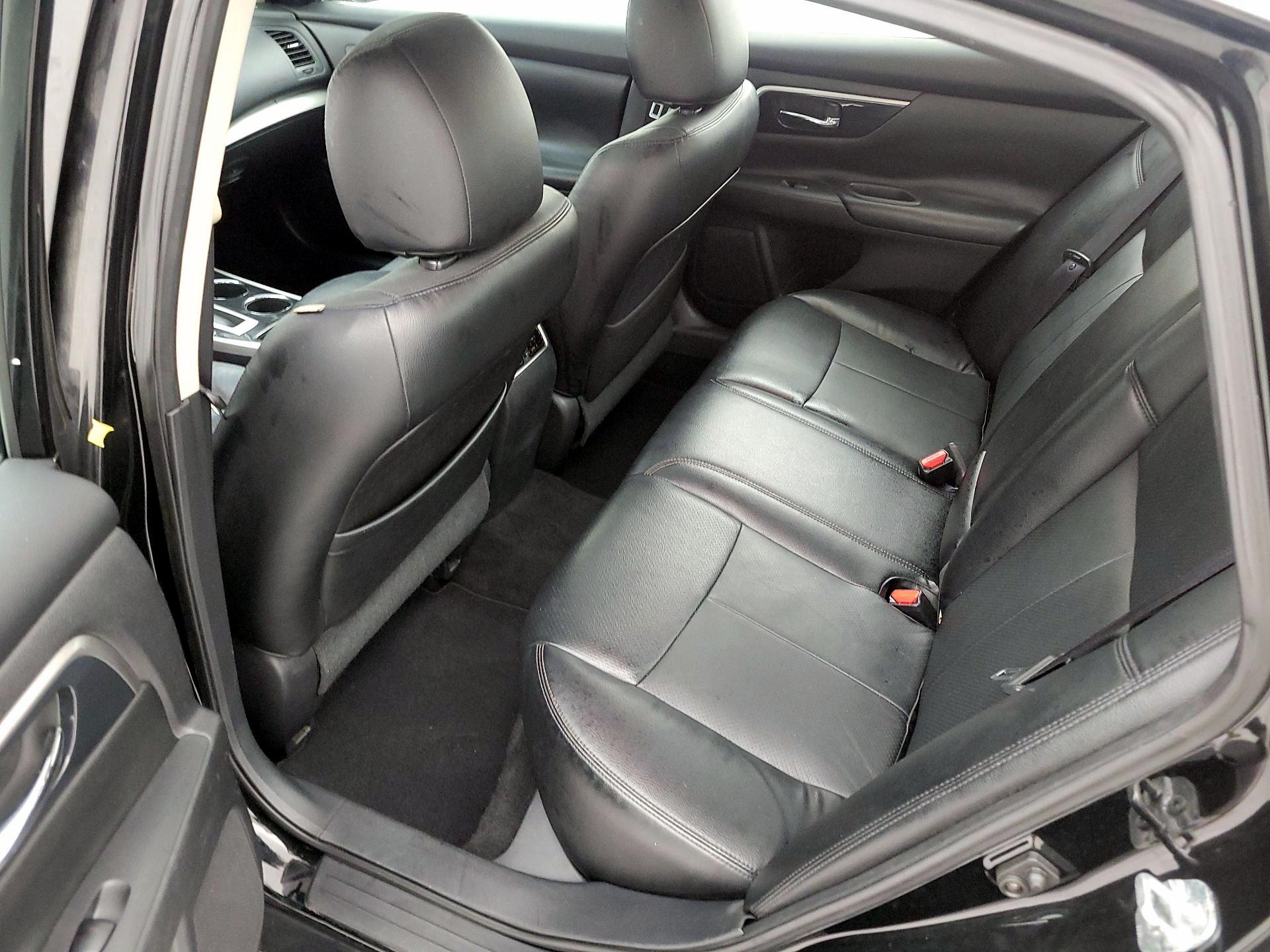 Thumbnail: 2014 Nissan Altima - 19