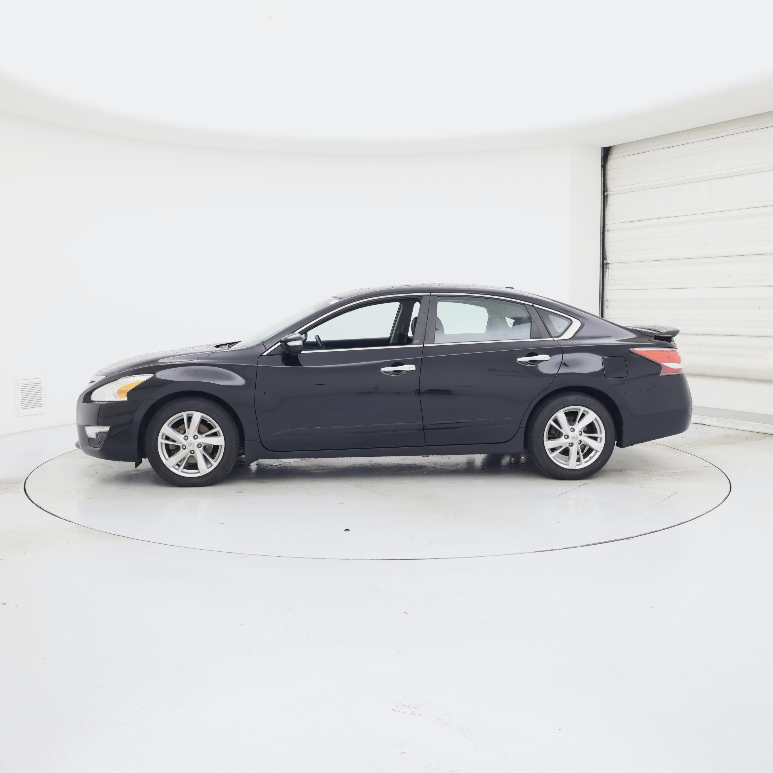 Thumbnail: 2014 Nissan Altima - 3