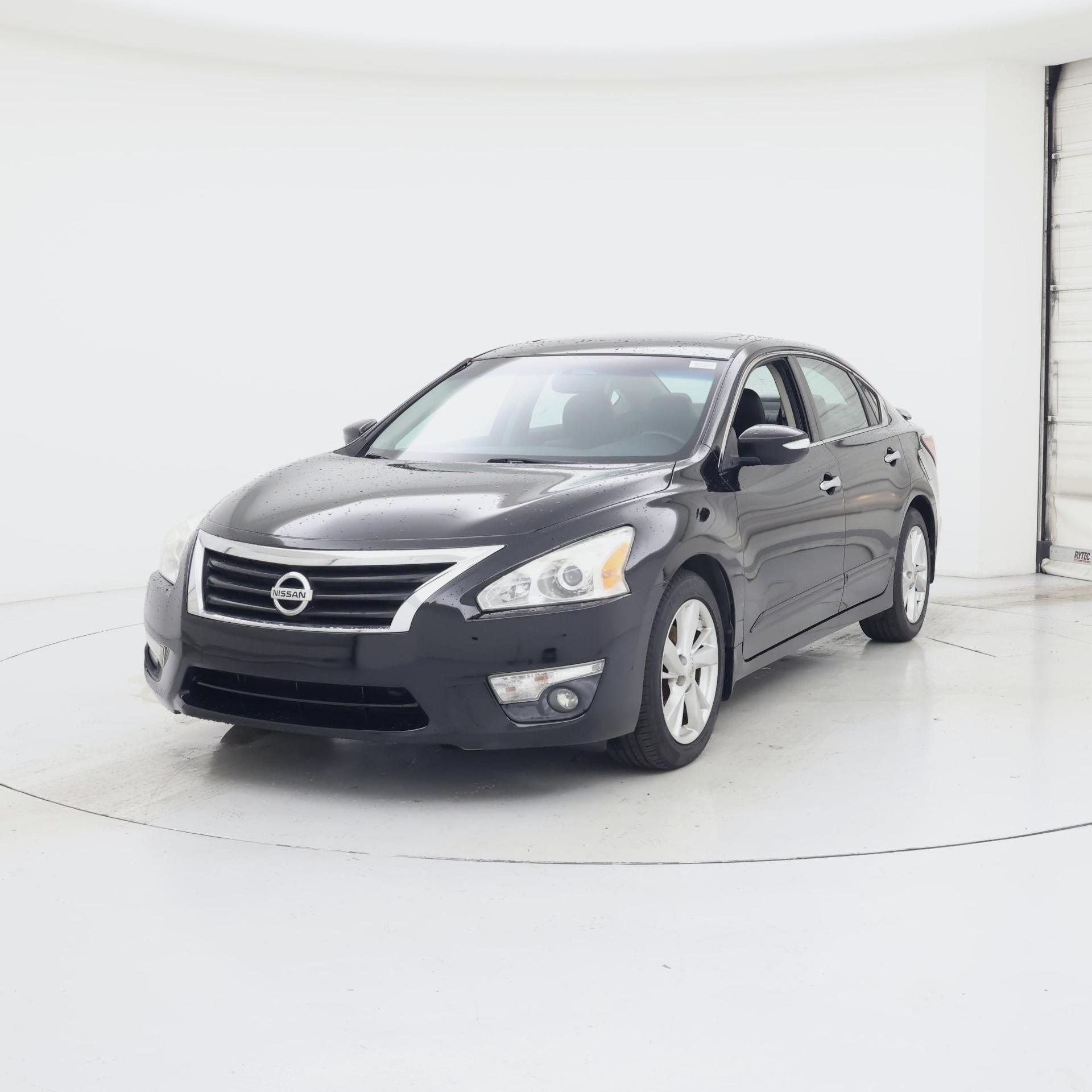 Thumbnail: 2014 Nissan Altima - 4