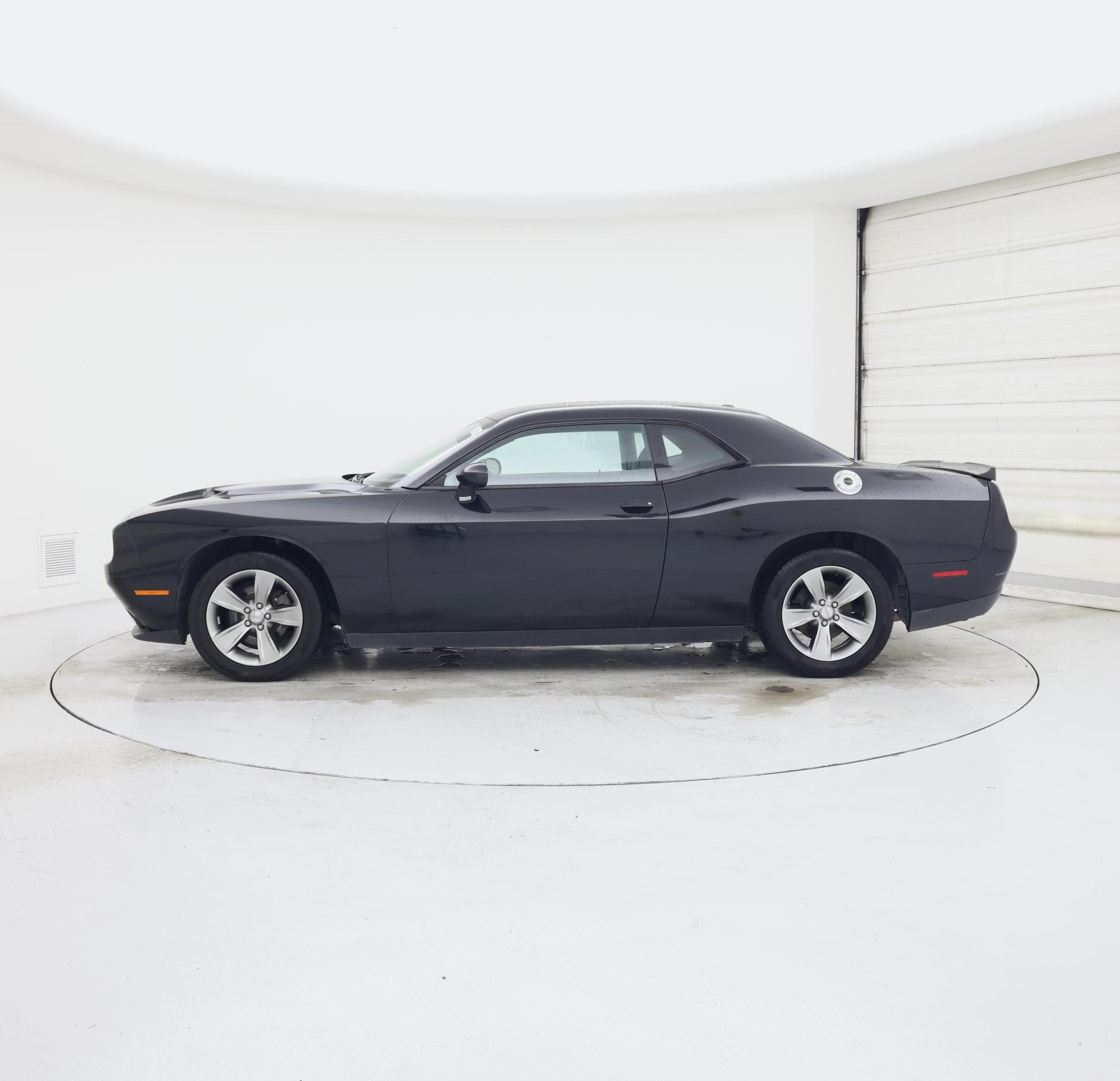 Thumbnail: 2019 Dodge Challenger - 3