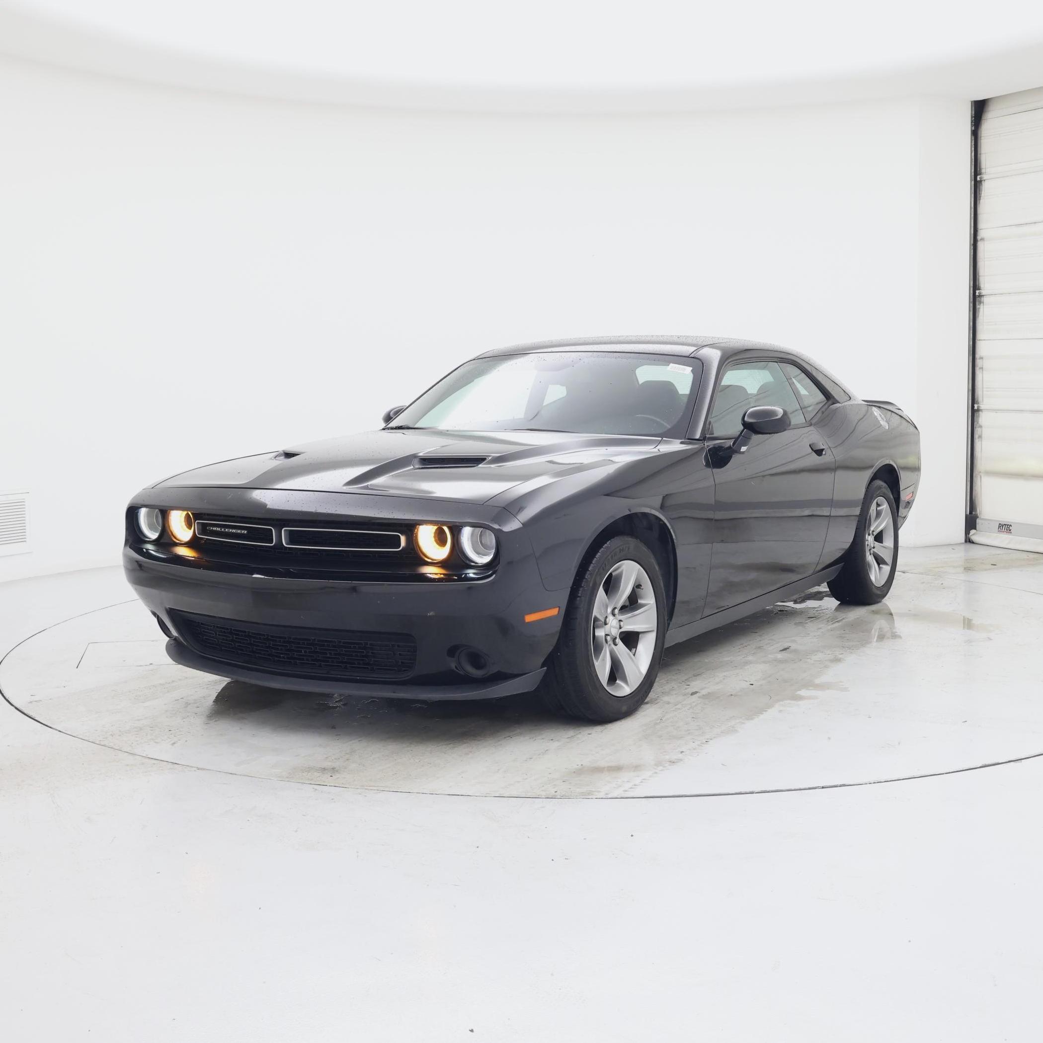 Thumbnail: 2019 Dodge Challenger - 4
