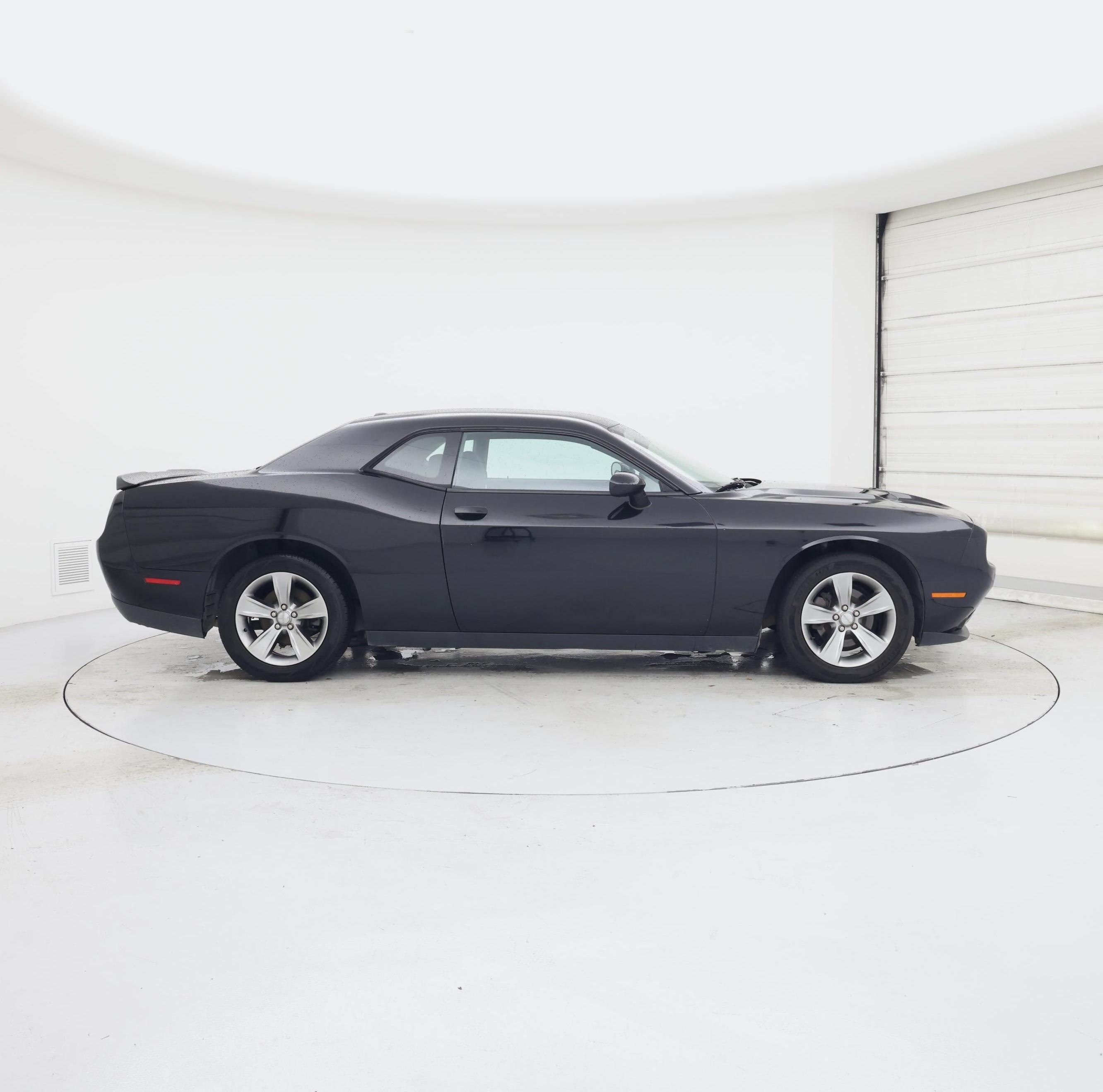 Thumbnail: 2019 Dodge Challenger - 7