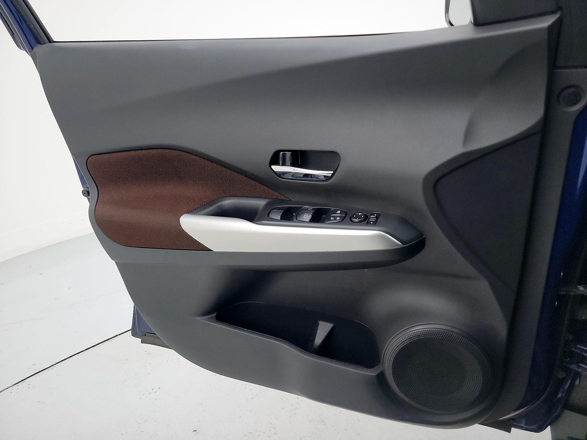 Thumbnail: 2020 Nissan Kicks - 12
