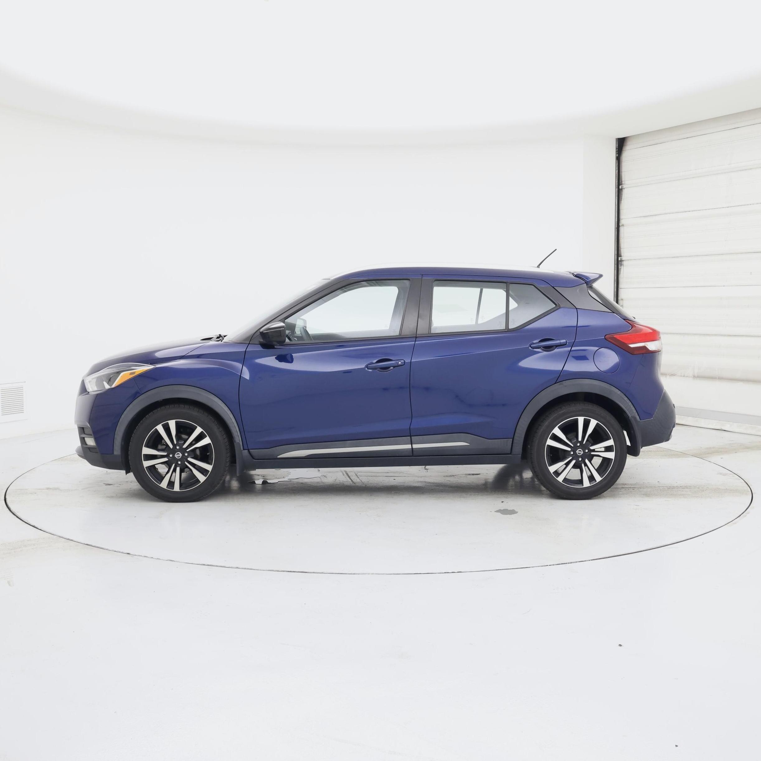 Thumbnail: 2020 Nissan Kicks - 3