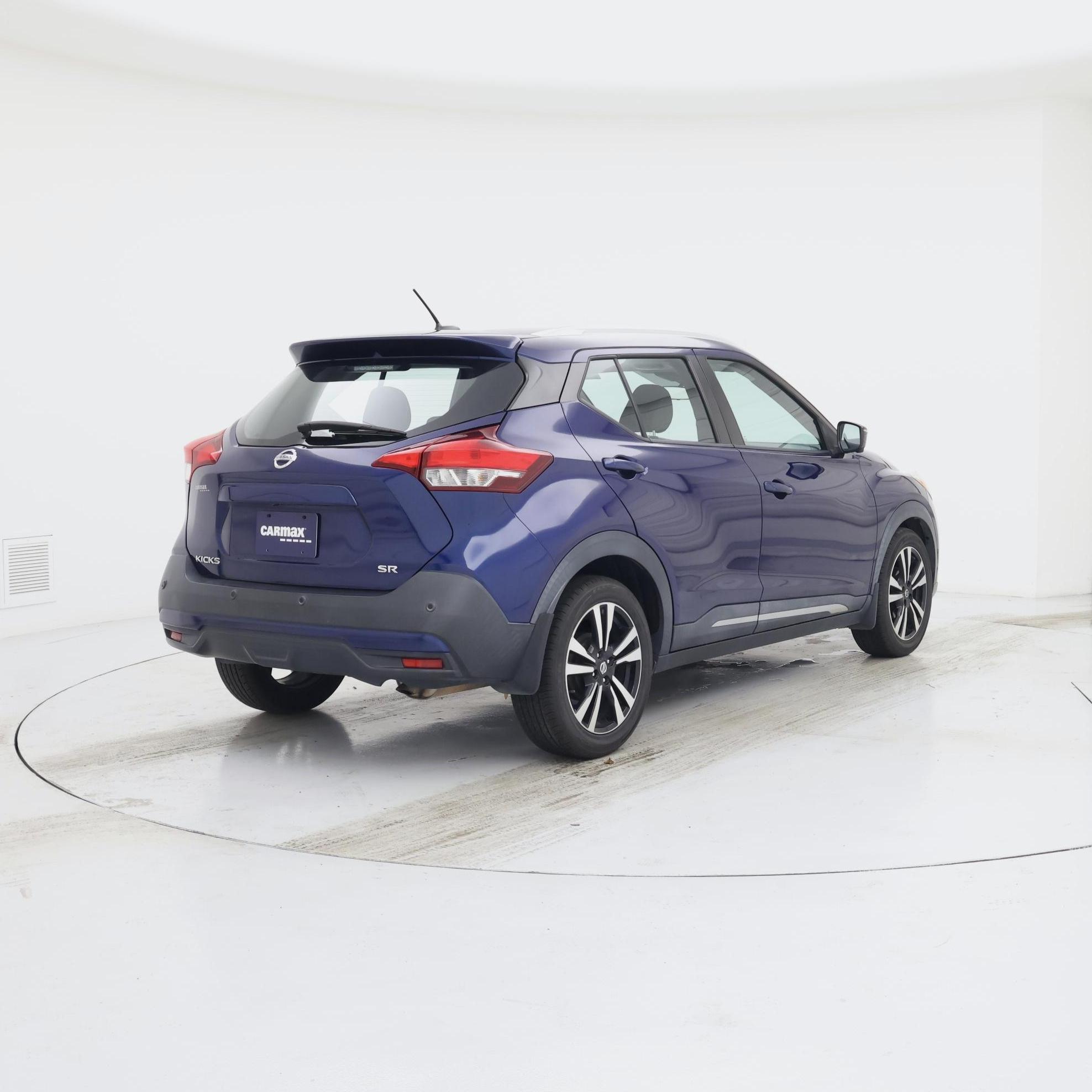 Thumbnail: 2020 Nissan Kicks - 8