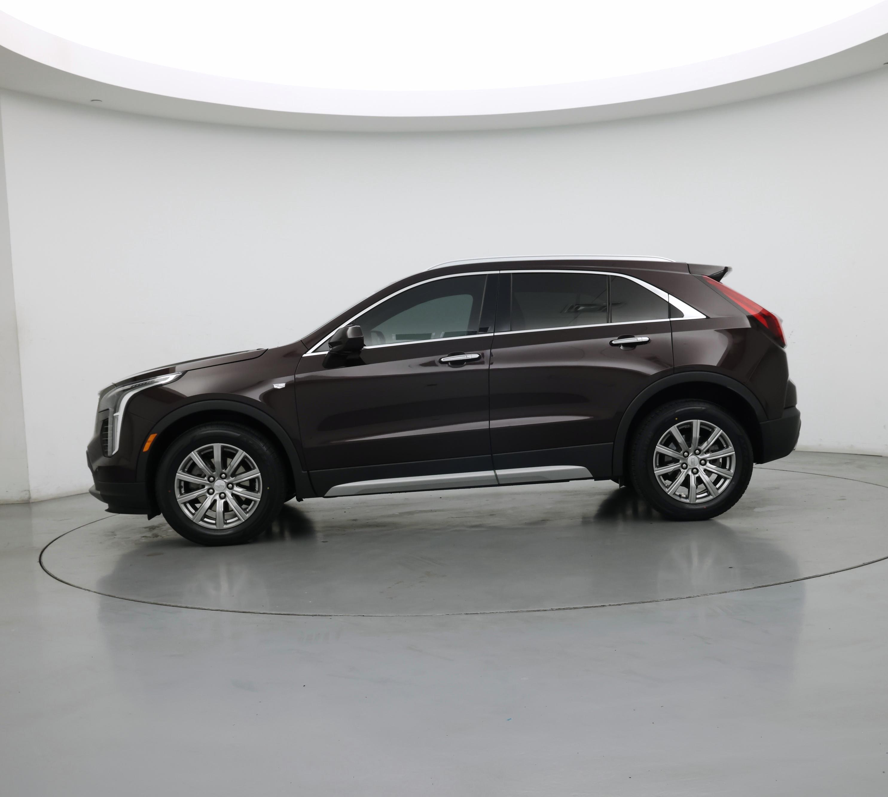 Thumbnail: 2020 Cadillac XT4 - 3
