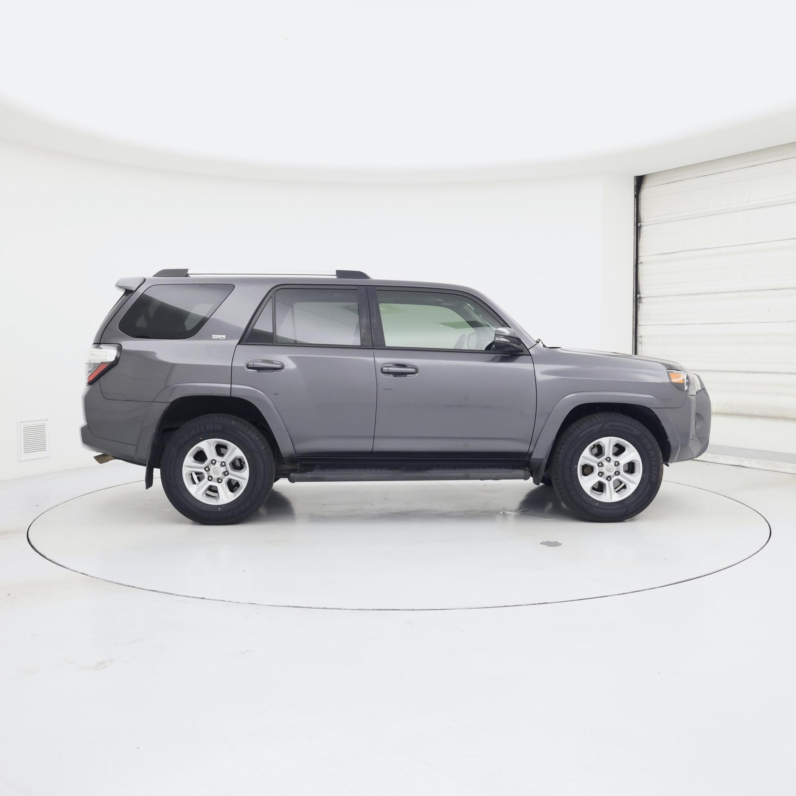 Thumbnail: 2022 Toyota 4Runner - 7