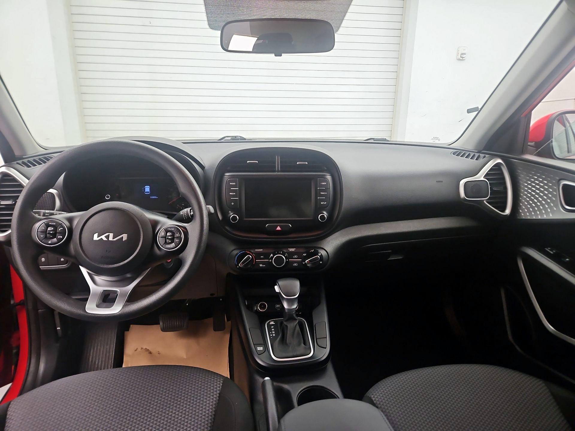Thumbnail: 2022 Kia Soul - 9