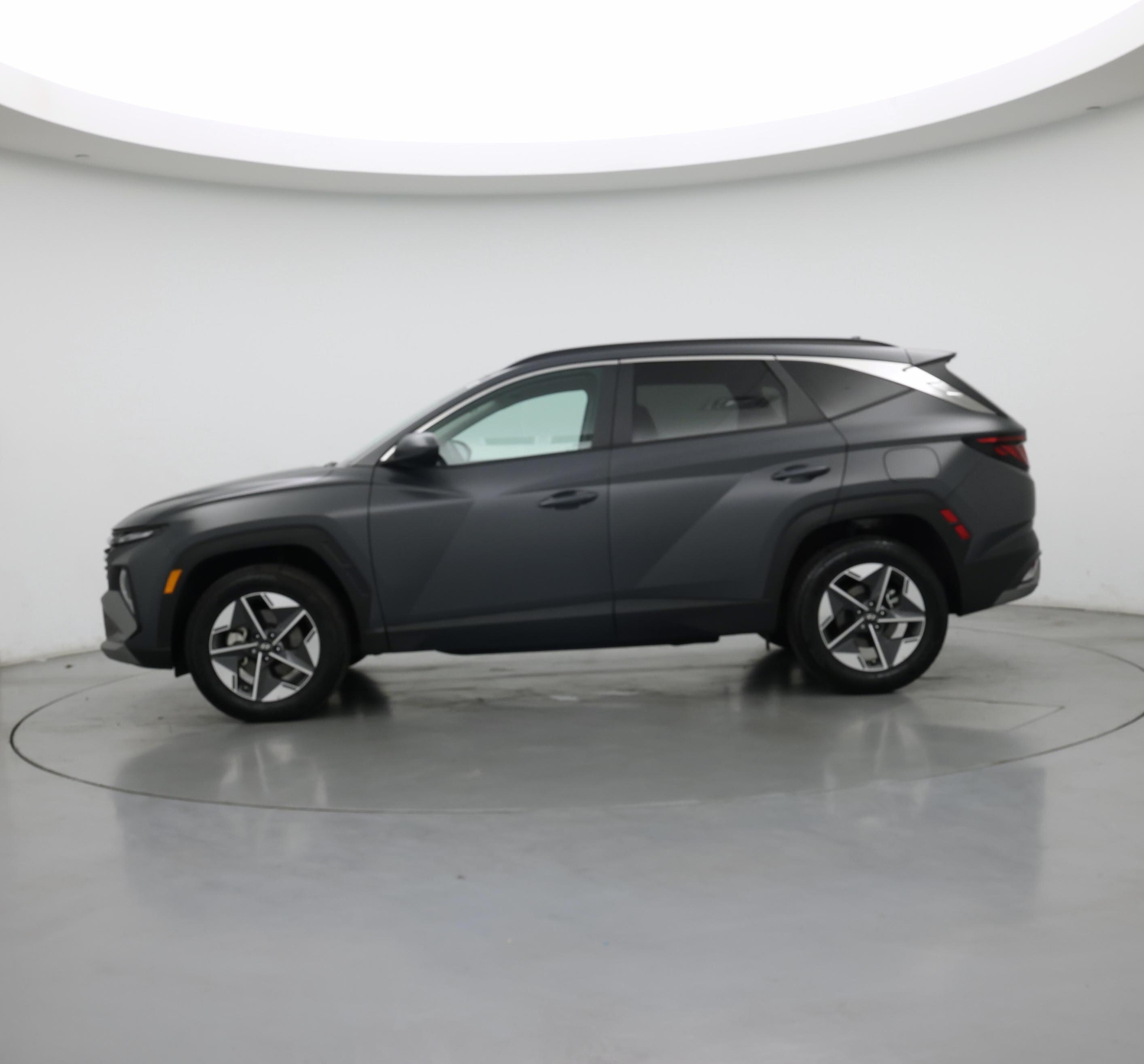 Thumbnail: 2025 Hyundai Tucson - 3