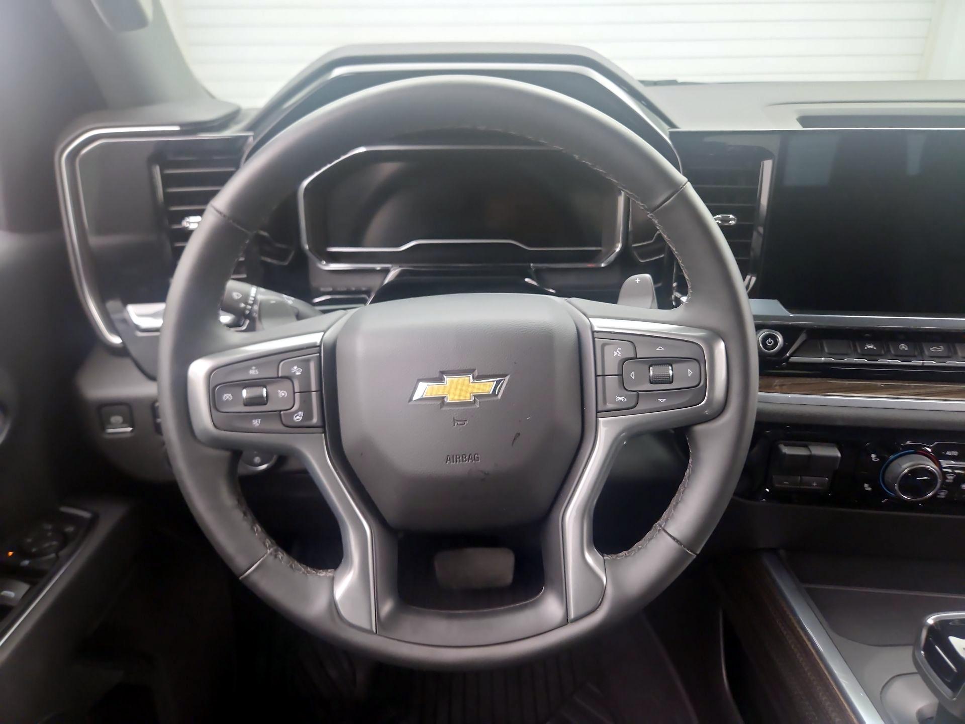 Thumbnail: 2025 Chevrolet Silverado 1500 - 10