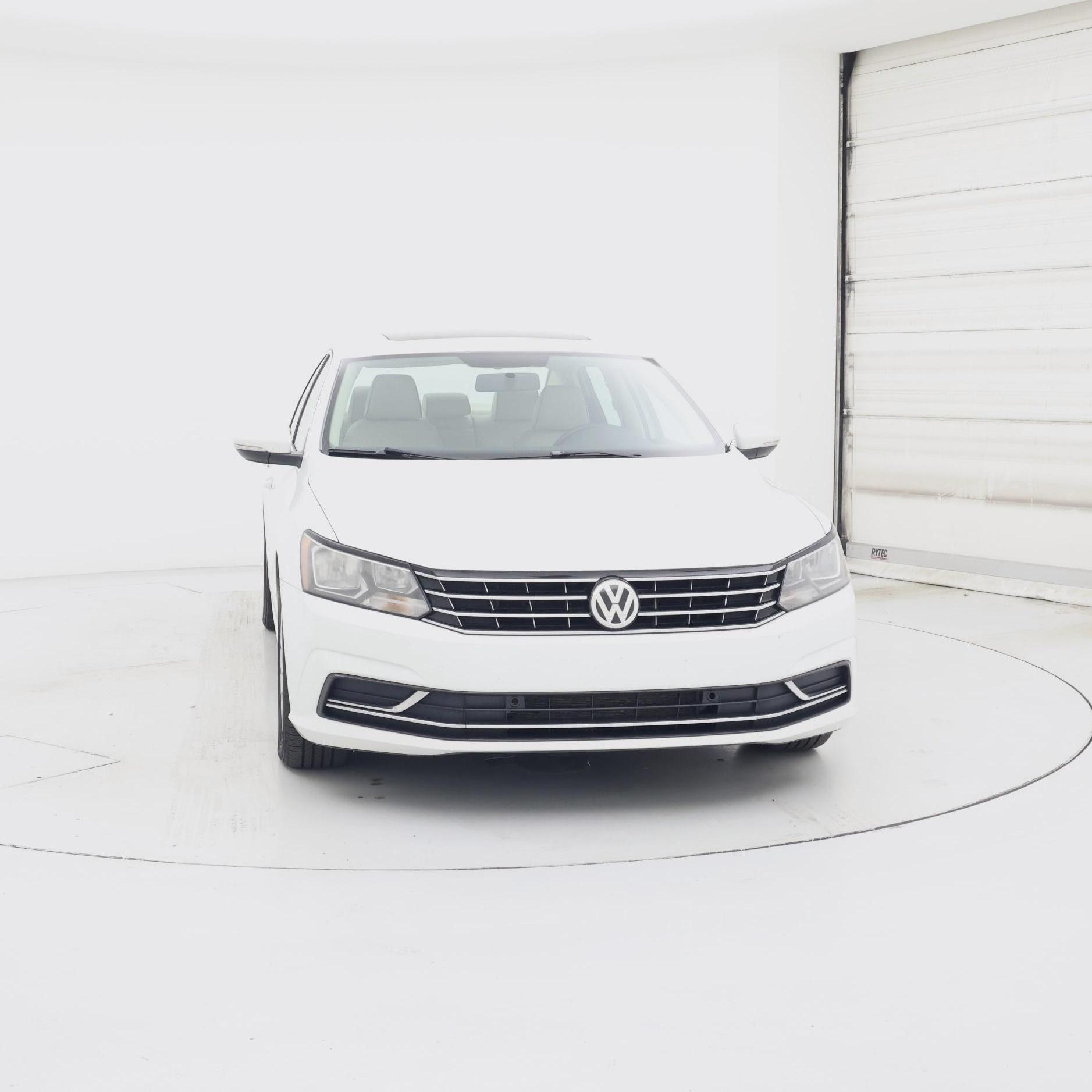 Thumbnail: 2017 Volkswagen Passat - 5
