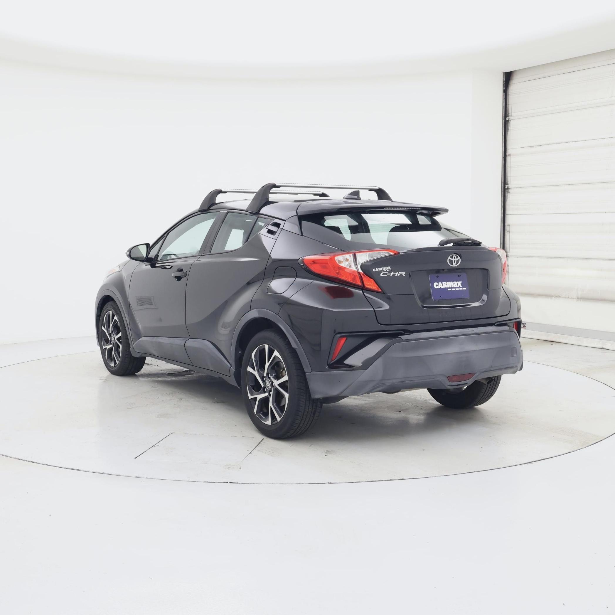 Thumbnail: 2018 Toyota C-HR - 2