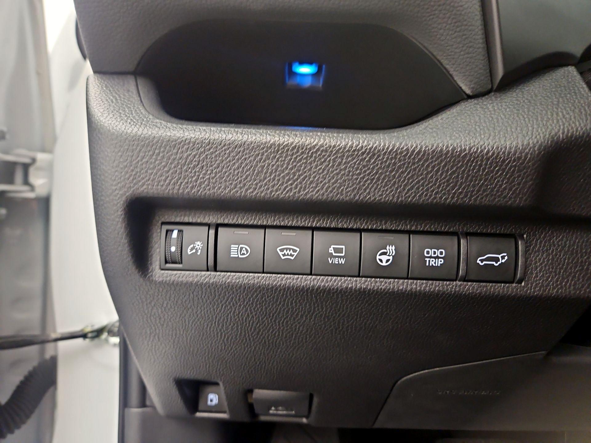 Thumbnail: 2024 Toyota RAV4 - 13