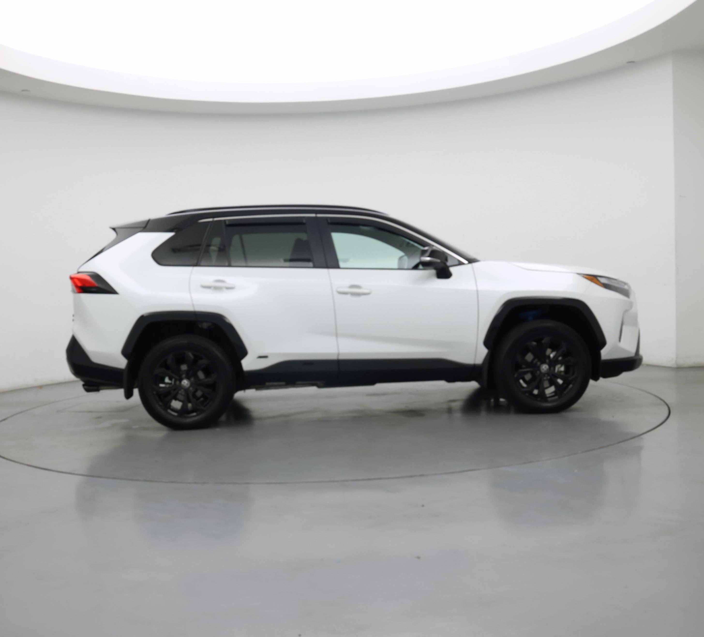 Thumbnail: 2024 Toyota RAV4 - 7