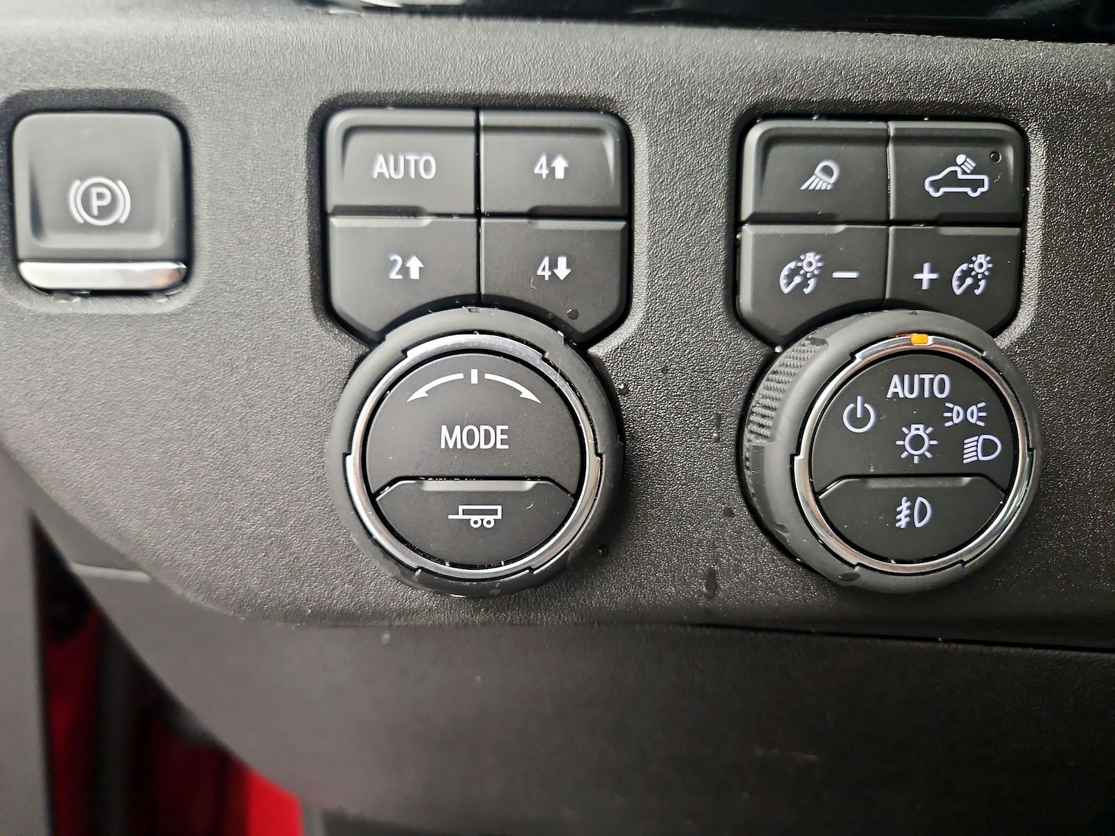 2026 Chevrolet Silverado 3500HD LTZ - Photo 14