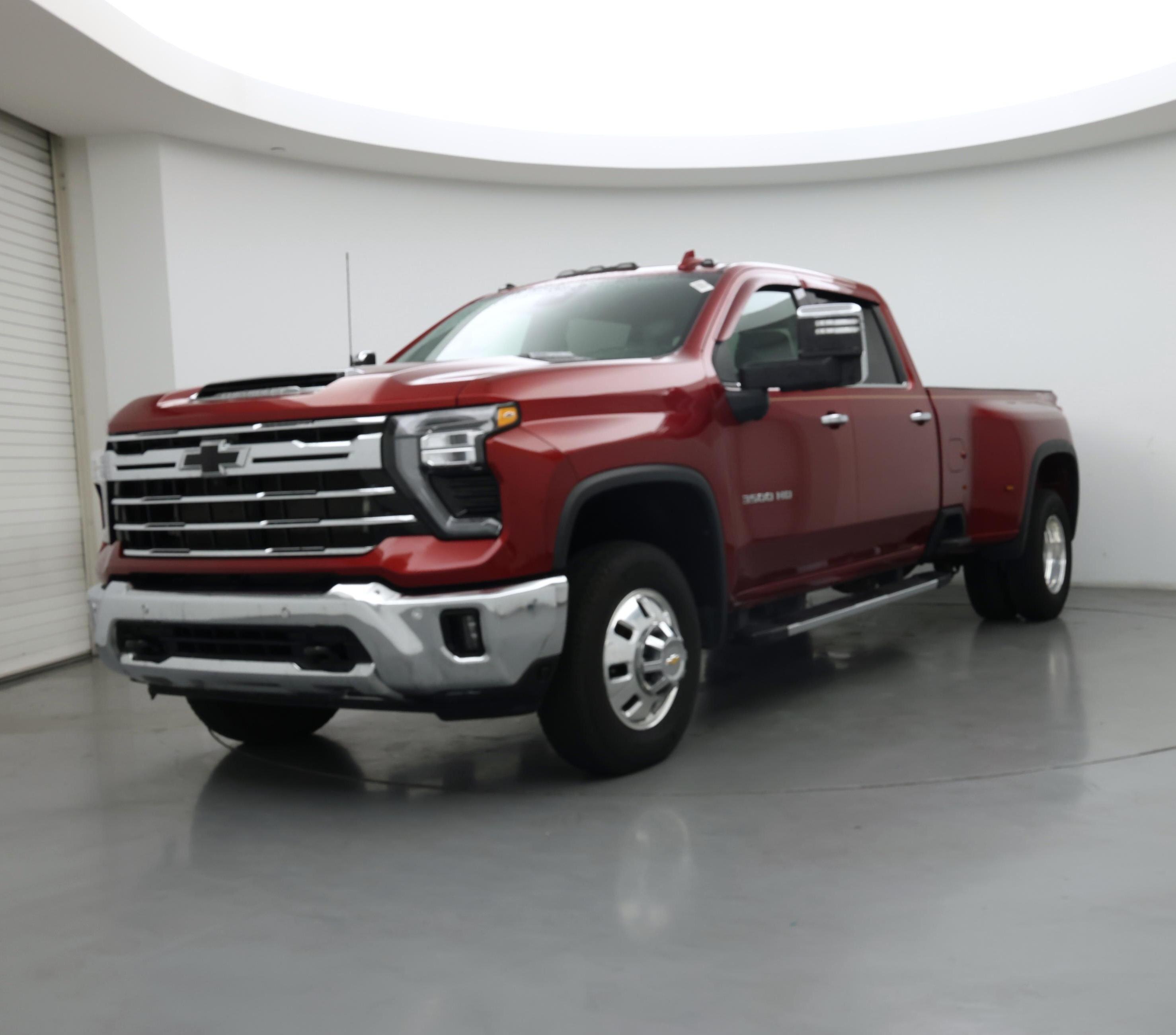Thumbnail: 2026 Chevrolet Silverado 3500 - 4