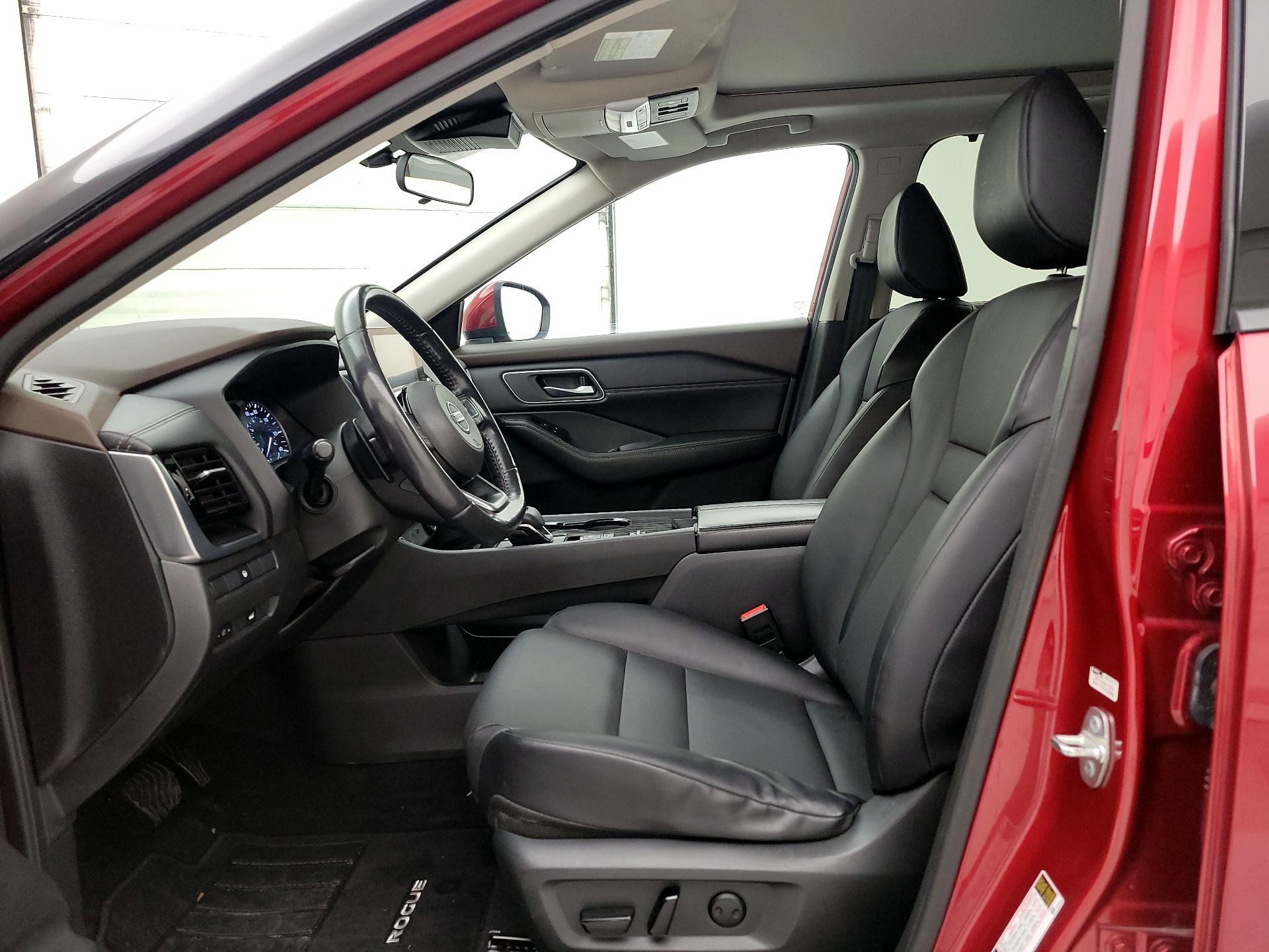 Thumbnail: 2021 Nissan Rogue - 11