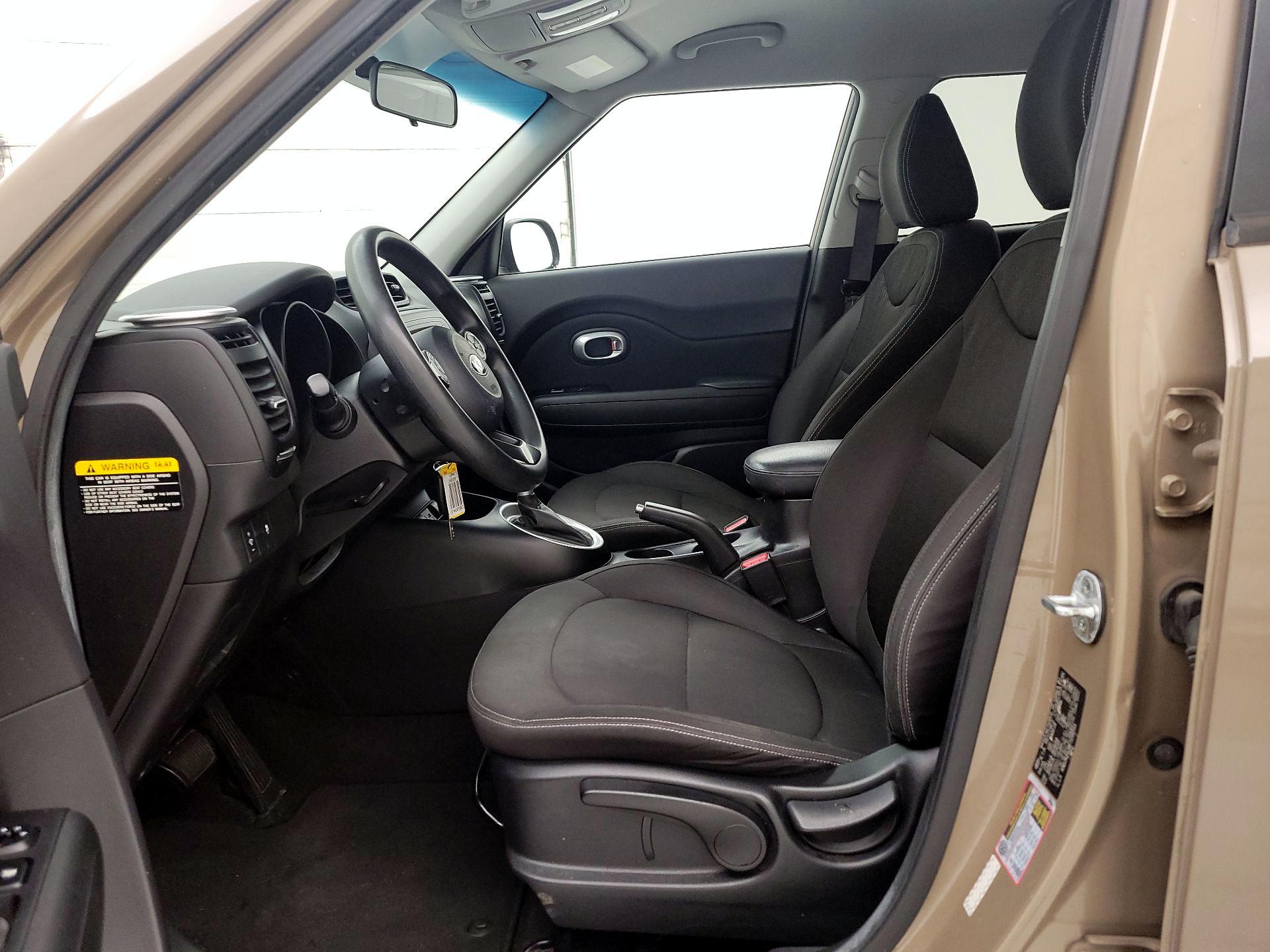 Thumbnail: 2015 Kia Soul - 11