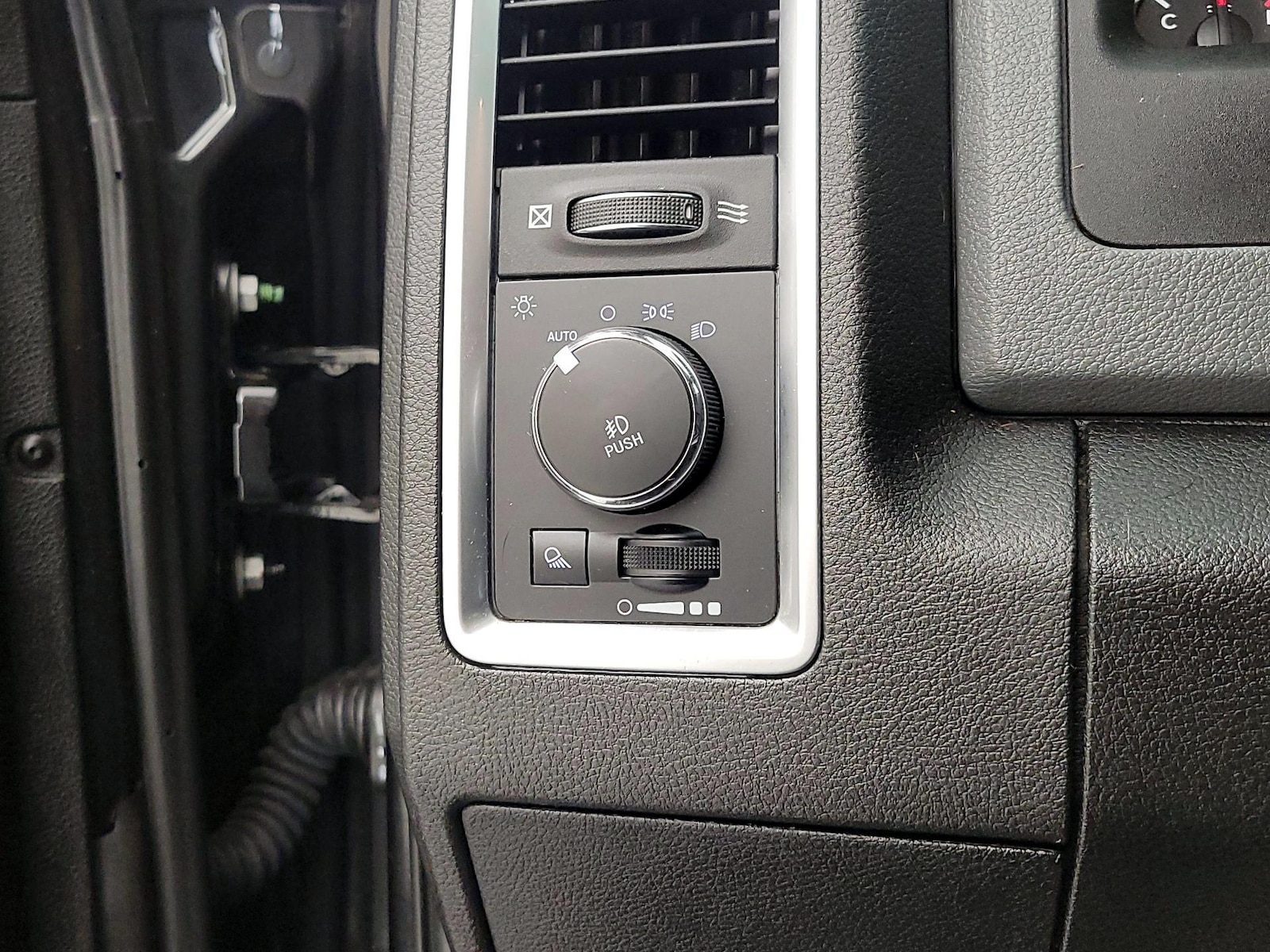 2019 RAM Ram 1500 Classic Lone Star - Photo 14
