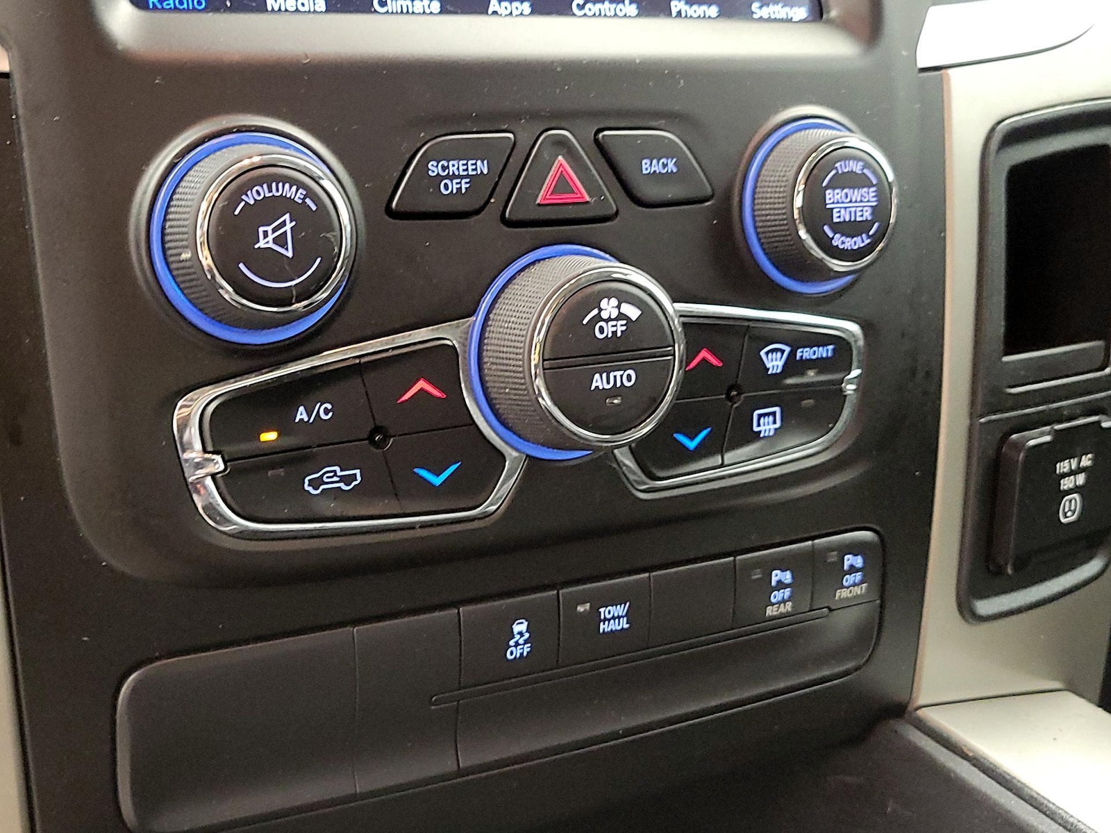 2019 RAM Ram 1500 Classic Lone Star - Photo 17