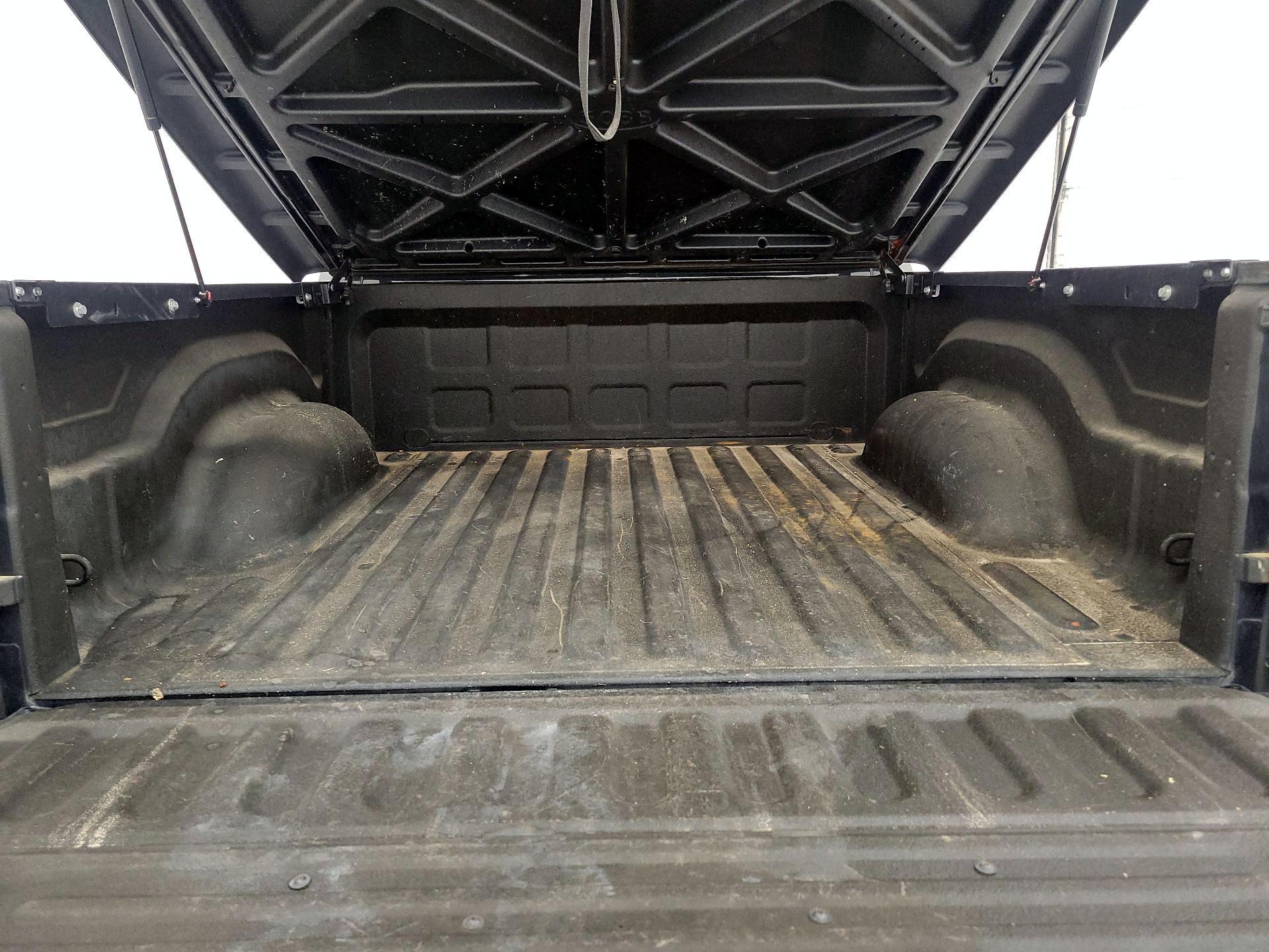 Thumbnail: 2019 RAM 1500 Classic - 20