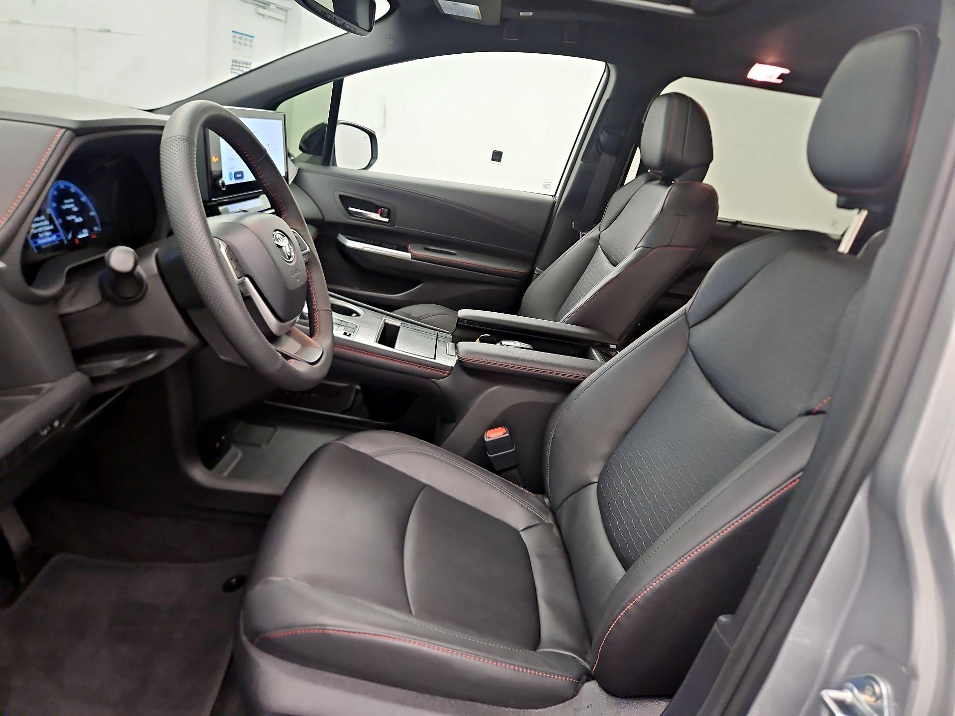 Thumbnail: 2025 Toyota Sienna - 11