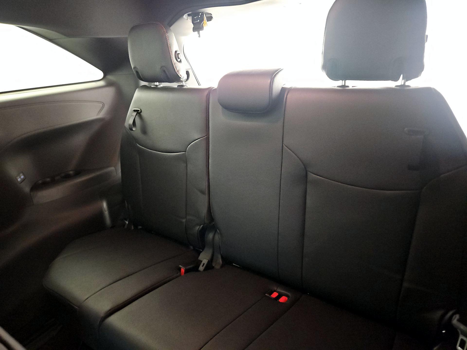 Thumbnail: 2025 Toyota Sienna - 19