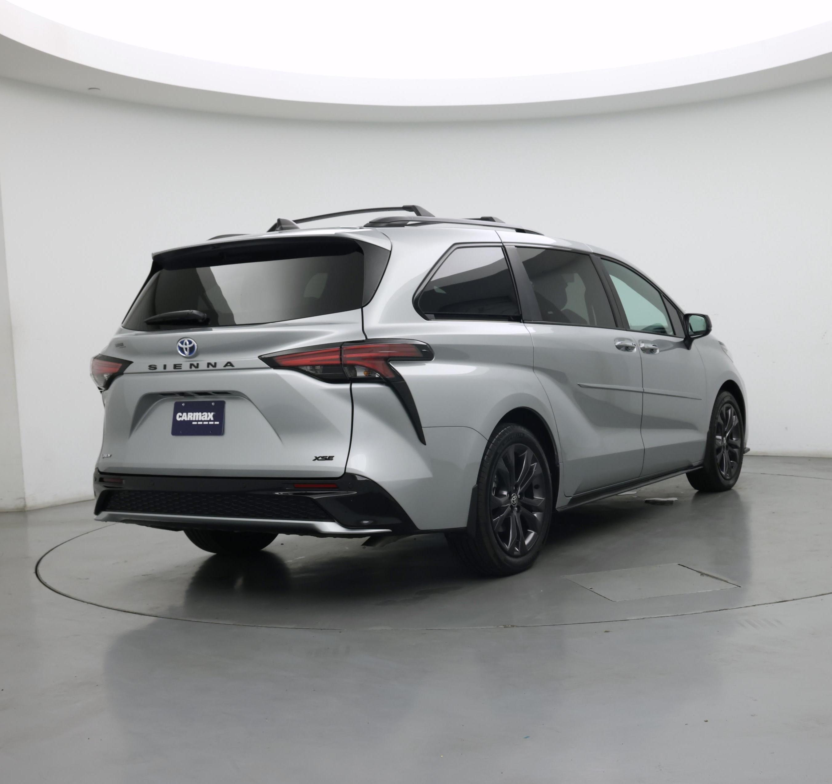 Thumbnail: 2025 Toyota Sienna - 8