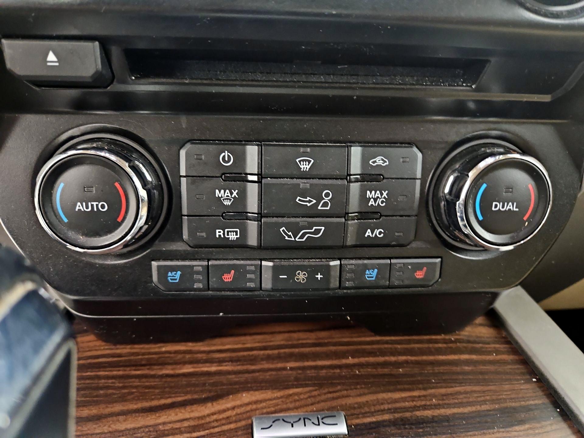 Thumbnail: 2016 Ford F-150 - 17